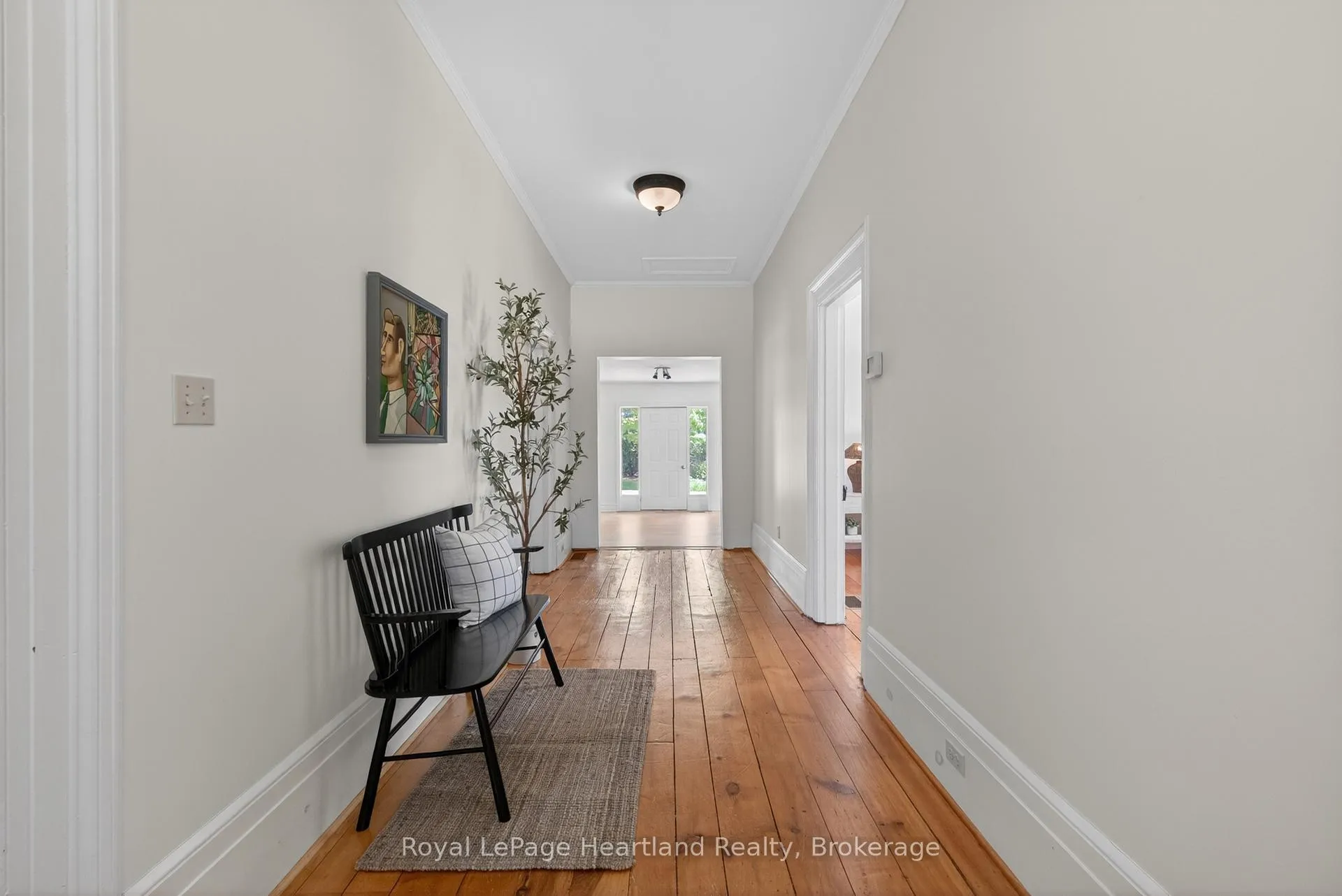 Photo 6 of 126 St David Street, Goderich, Goderich (Town) — HOMEH