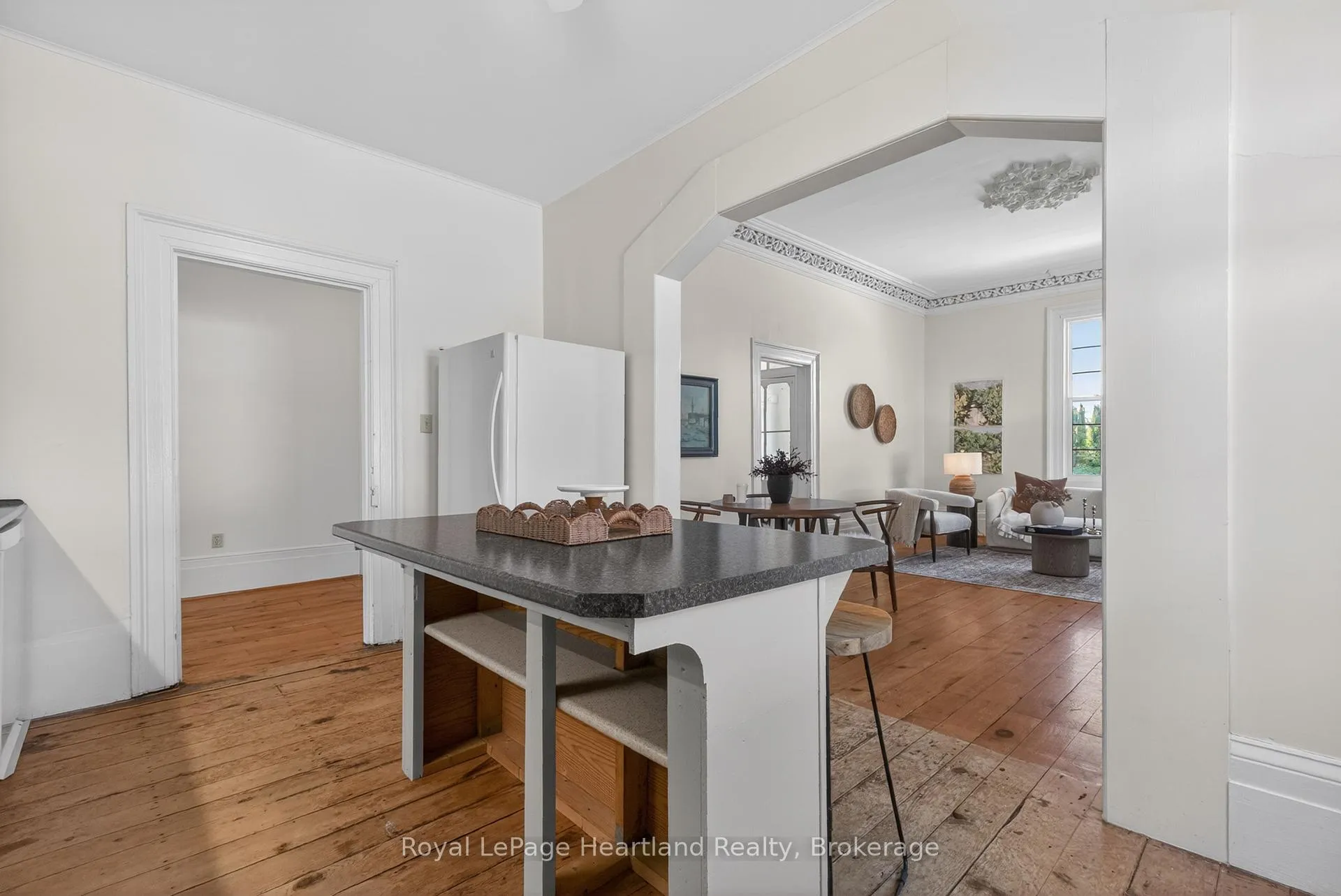 Photo 17 of 126 St David Street, Goderich, Goderich (Town) — HOMEH