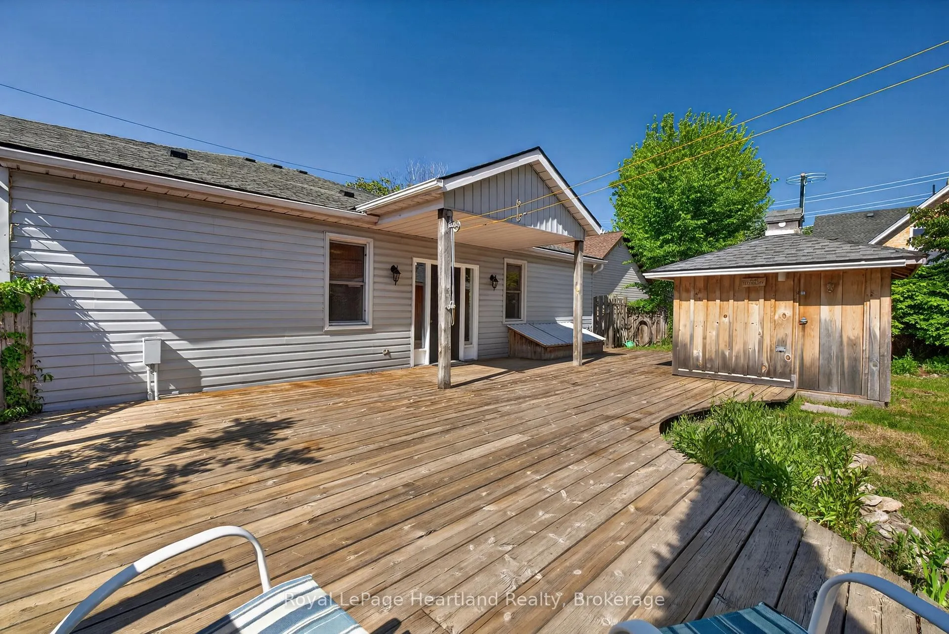 Photo 36 of 126 St David Street, Goderich, Goderich (Town) — HOMEH