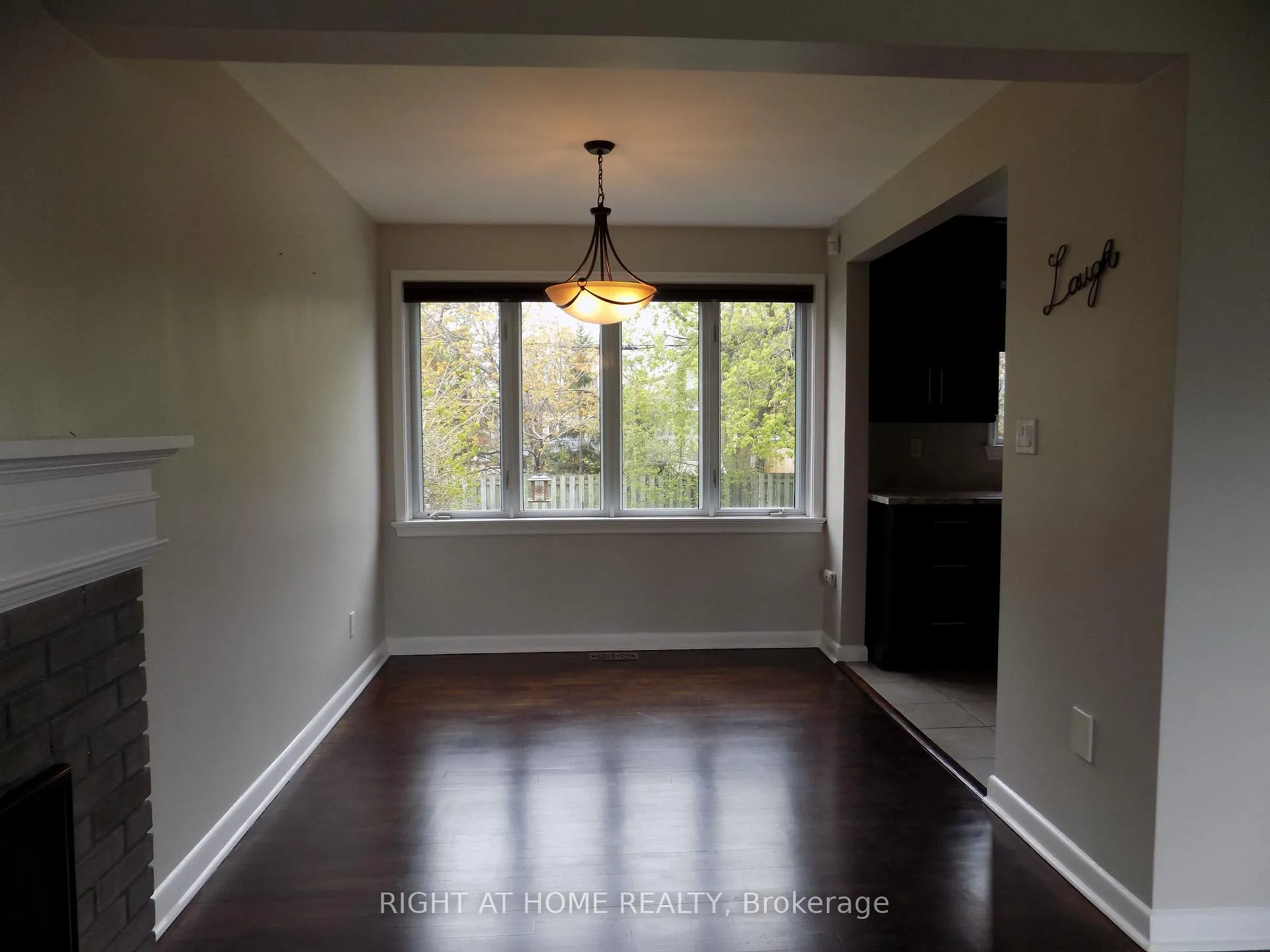 Photo 5 of 1128 Checkers Road, Ottawa, Bel Air Park — HOMEH