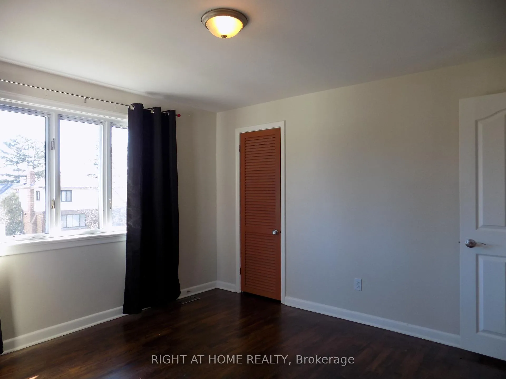 Photo 12 of 1128 Checkers Road, Ottawa, Bel Air Park — HOMEH