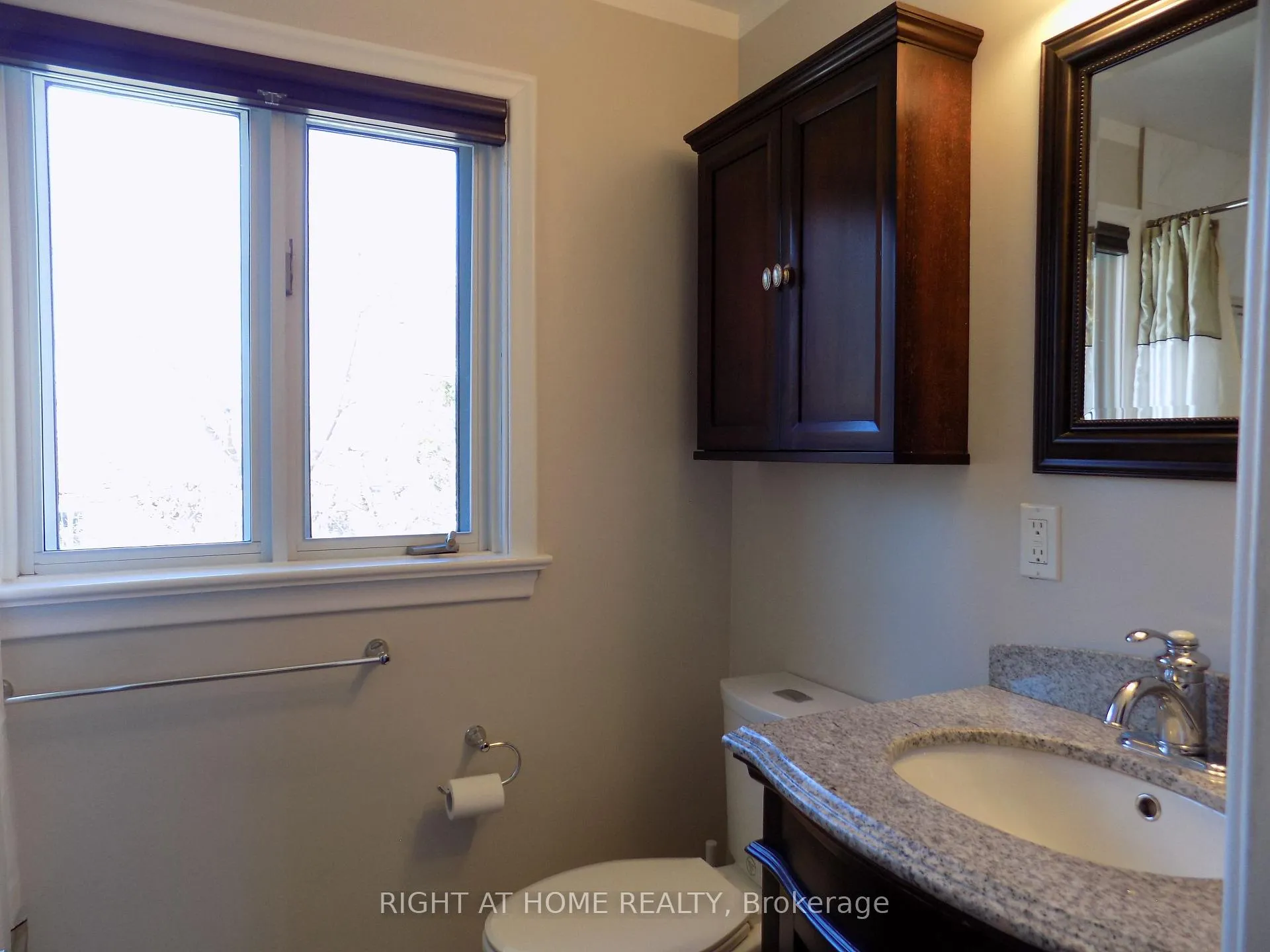 Photo 13 of 1128 Checkers Road, Ottawa, Bel Air Park — HOMEH