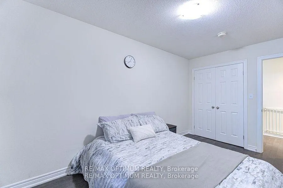 Photo 24 of Unit 3, 21 Madonna Drive, Hamilton, Carpenter — HOMEH