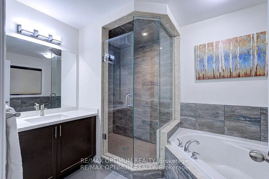 Photo 29 of Unit 3, 21 Madonna Drive, Hamilton, Carpenter — HOMEH