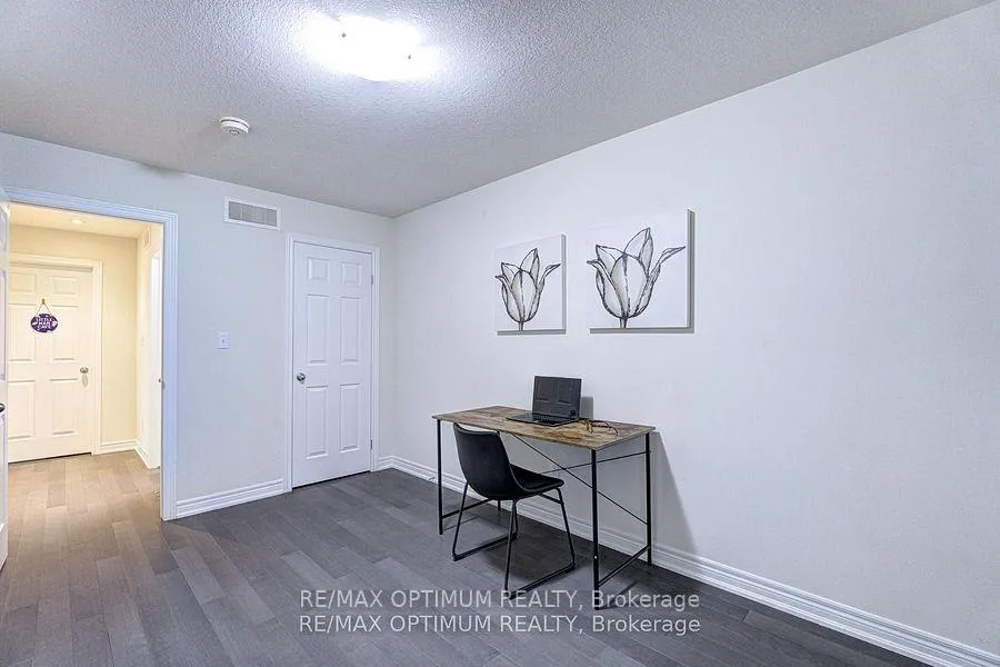 Photo 32 of Unit 3, 21 Madonna Drive, Hamilton, Carpenter — HOMEH