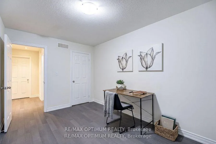 Photo 33 of Unit 3, 21 Madonna Drive, Hamilton, Carpenter — HOMEH