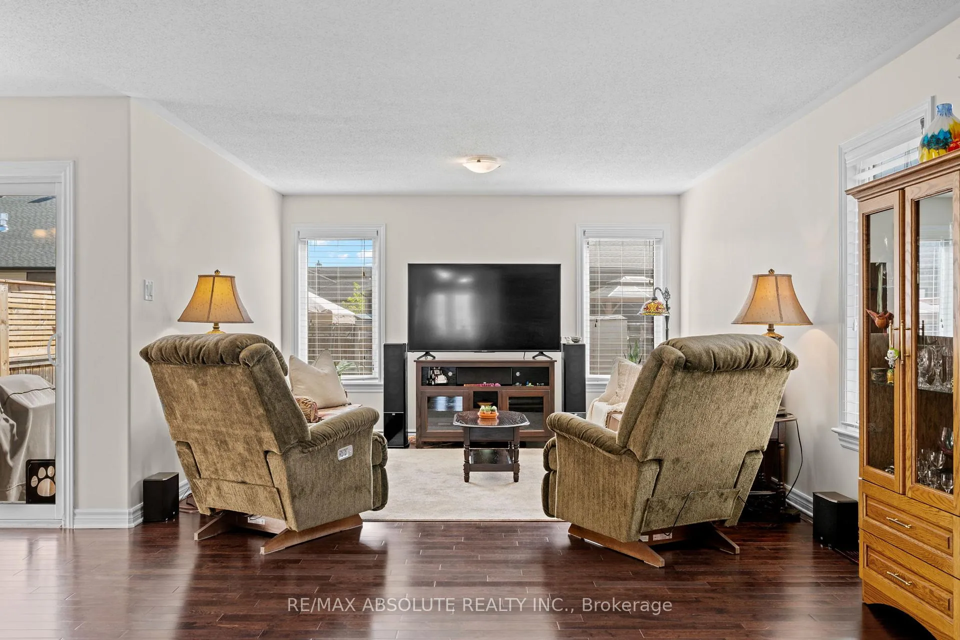 Photo 8 of 17 Allan Bond Court, Arnprior — HOMEH