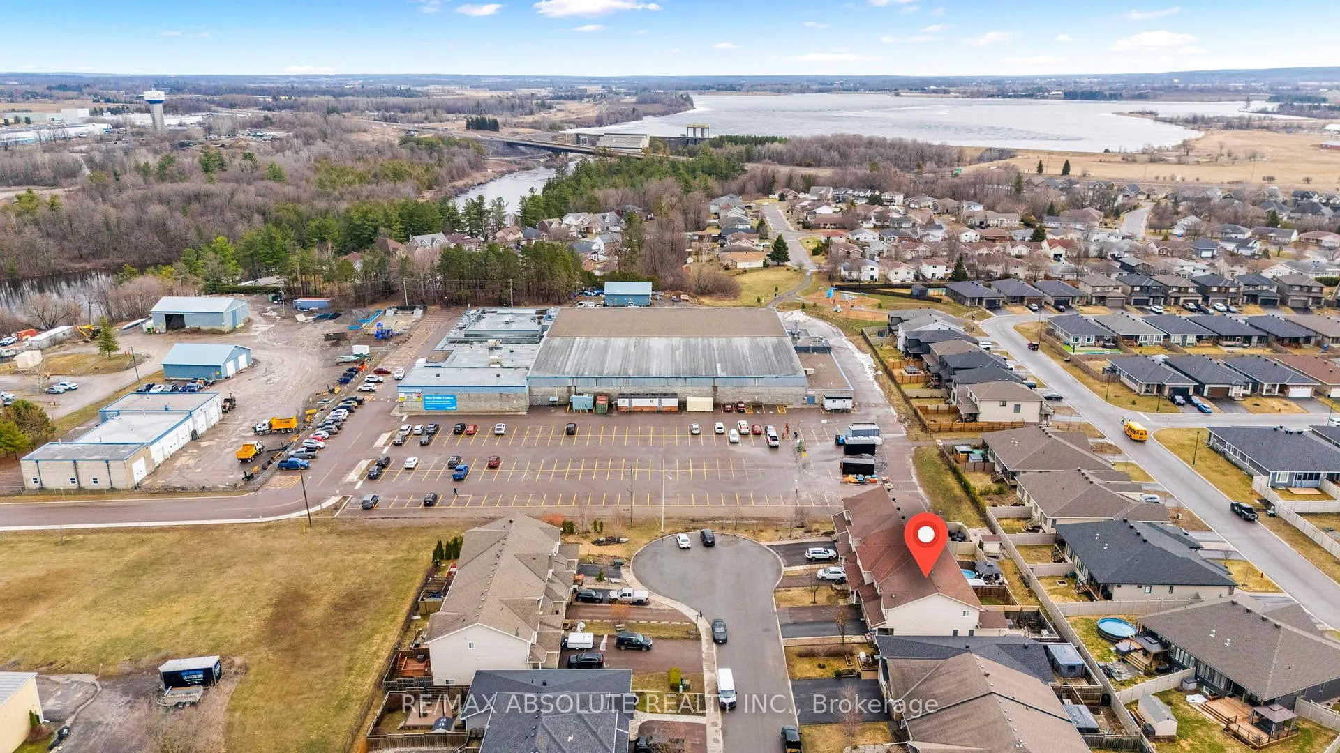 Photo 20 of 17 Allan Bond Court, Arnprior — HOMEH