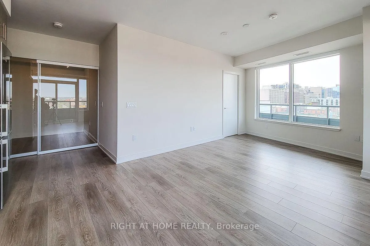 Photo 2 of Unit 817, 212 King William Street, Hamilton, Beasley — HOMEH