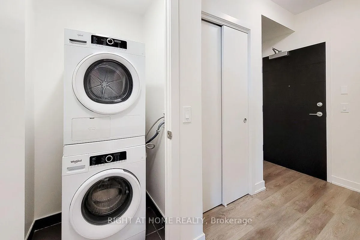 Photo 12 of Unit 817, 212 King William Street, Hamilton, Beasley — HOMEH