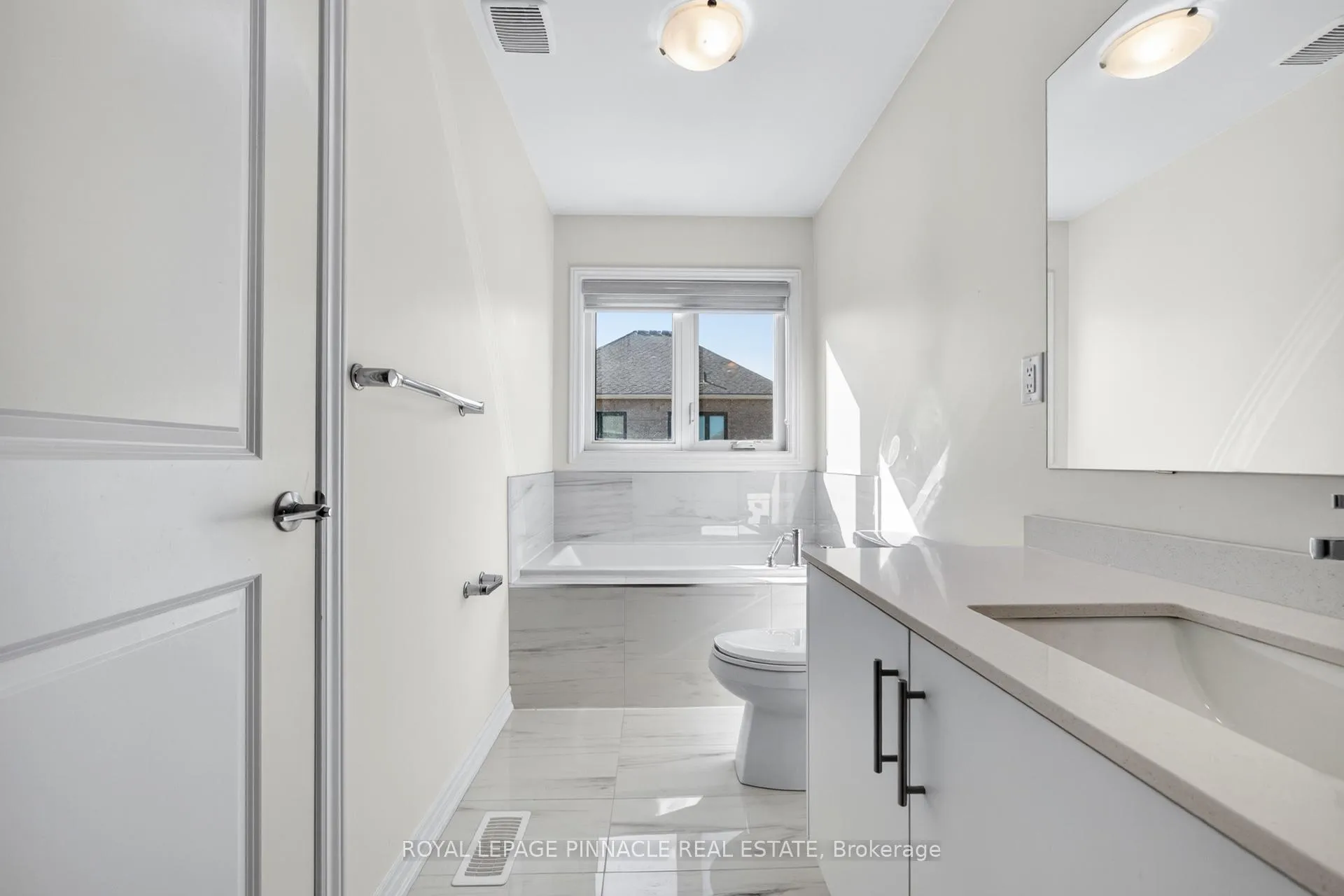 Photo 37 of 342 Thimbleweed Court, Milton, Walker — HOMEH