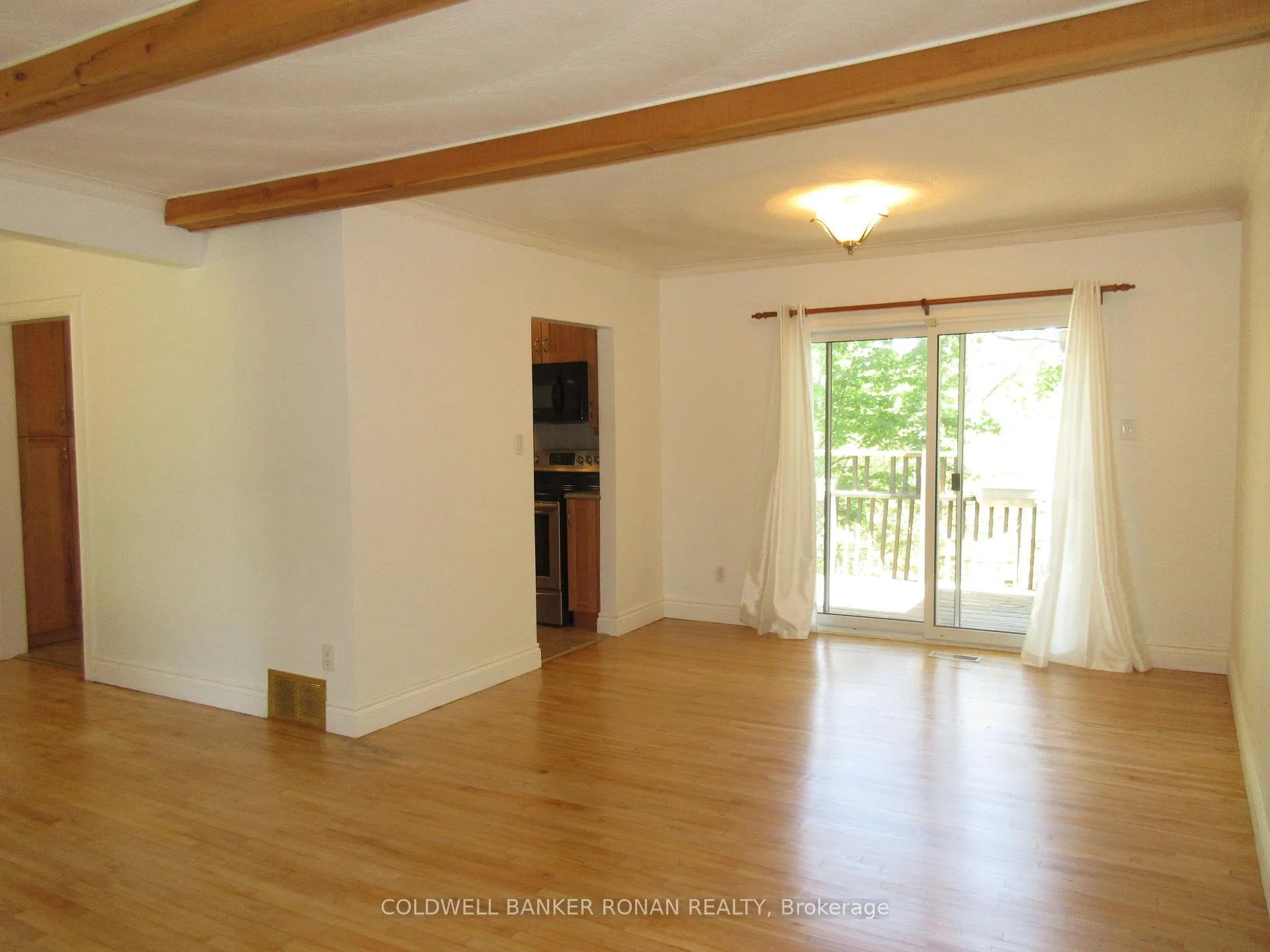 Photo 11 of Unit MAIN FLOOR, 104 Boyne Crescent, New Tecumseth, Alliston — HOMEH