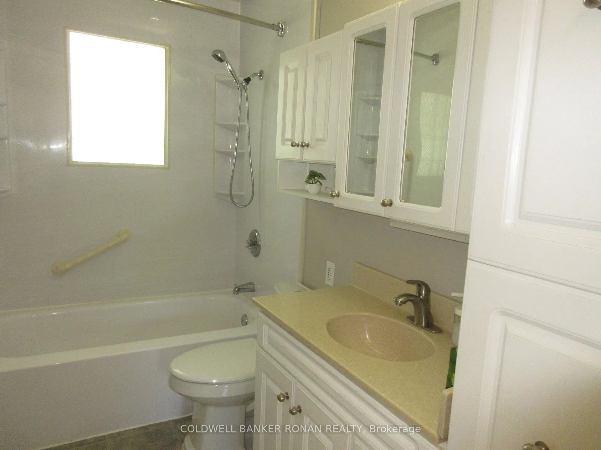 Photo 15 of Unit MAIN FLOOR, 104 Boyne Crescent, New Tecumseth, Alliston — HOMEH