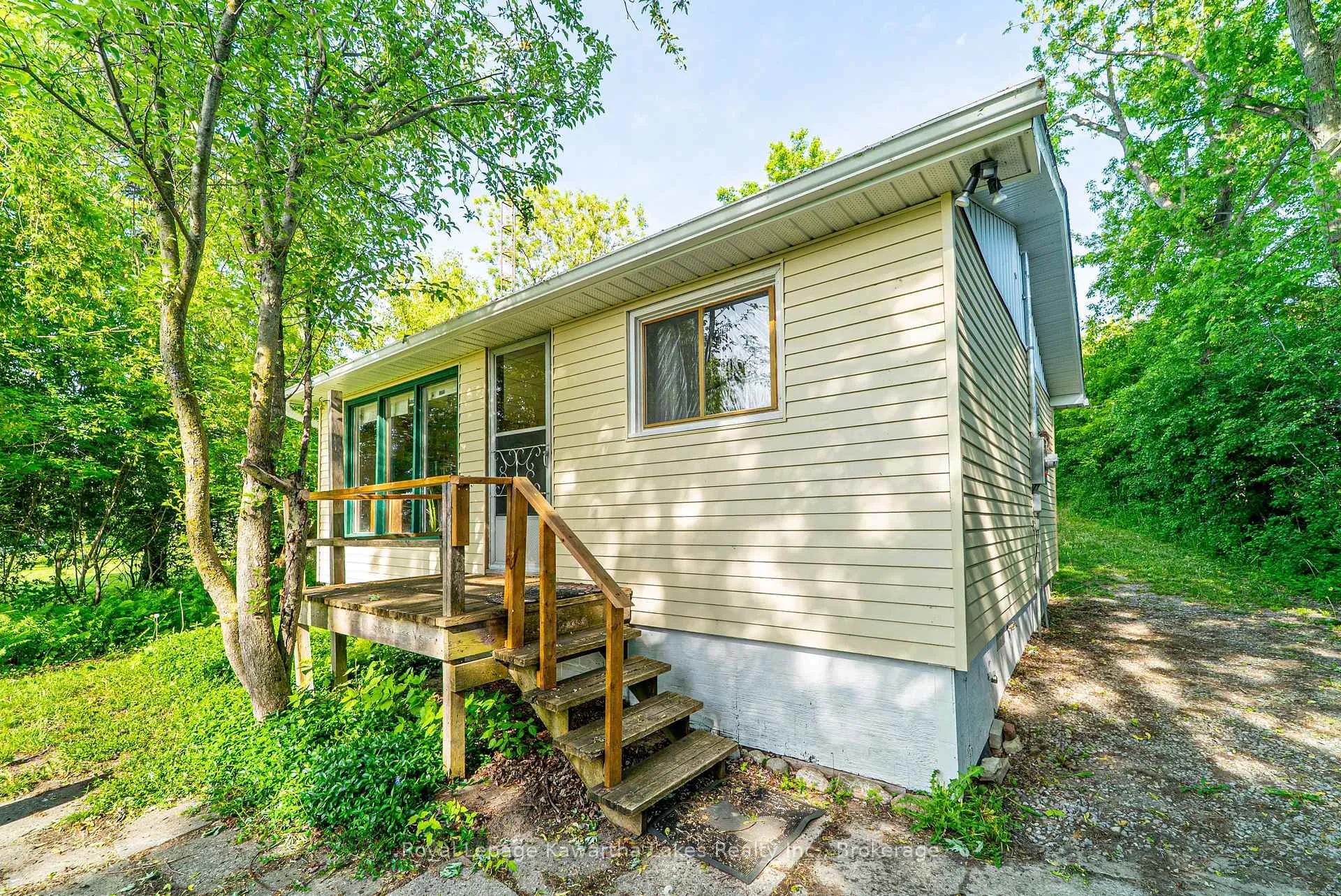 Photo 8 of 244 O'Reilly Lane, Kawartha Lakes, Little Britain — HOMEH
