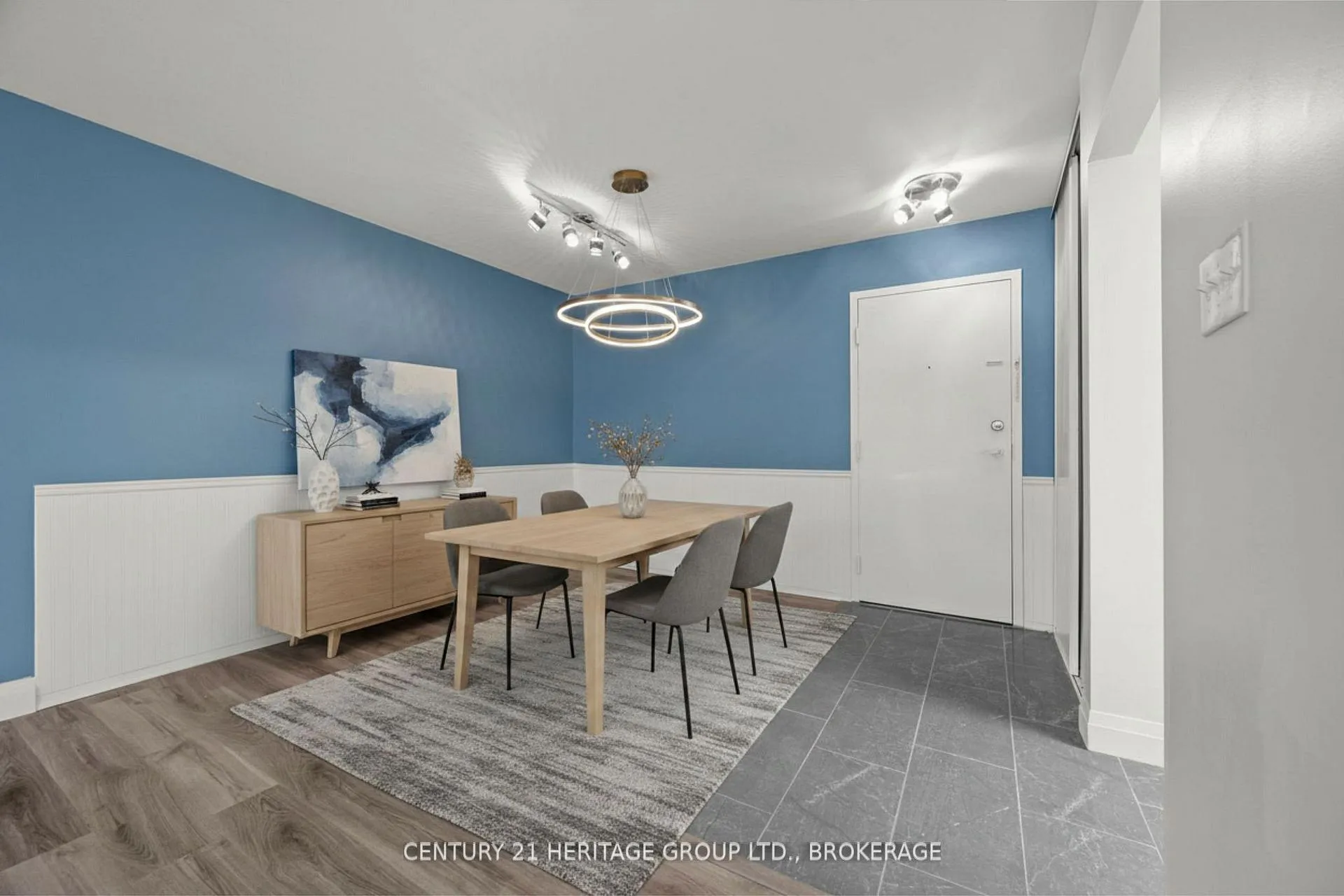 Photo 2 of Unit 202, 561 Armstrong Road, Kingston, East Gardiners Rd — HOMEH