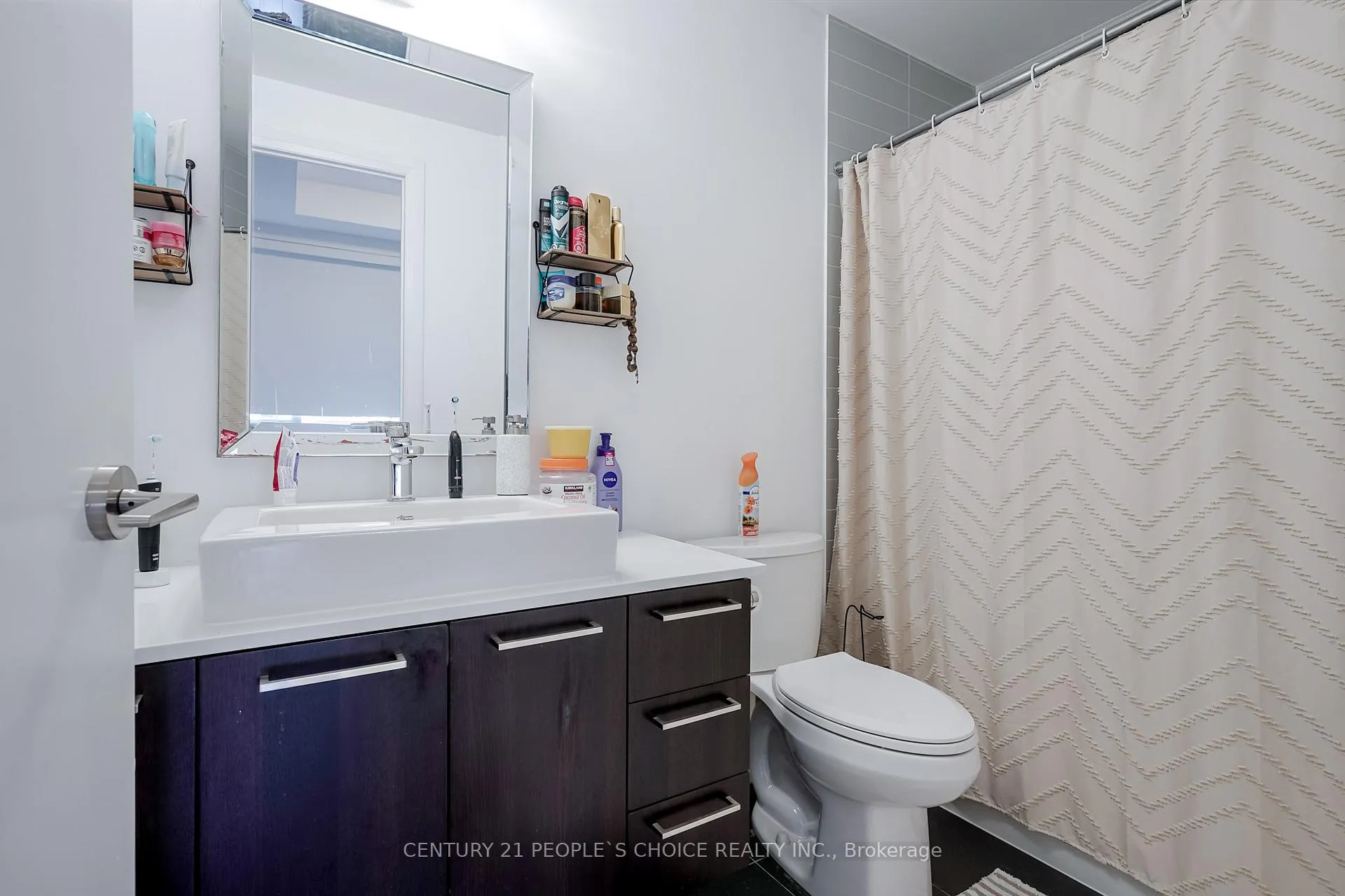 Photo 25 of Unit 110, 4800 Highway 7 Road, Vaughan, East Woodbridge — HOMEH