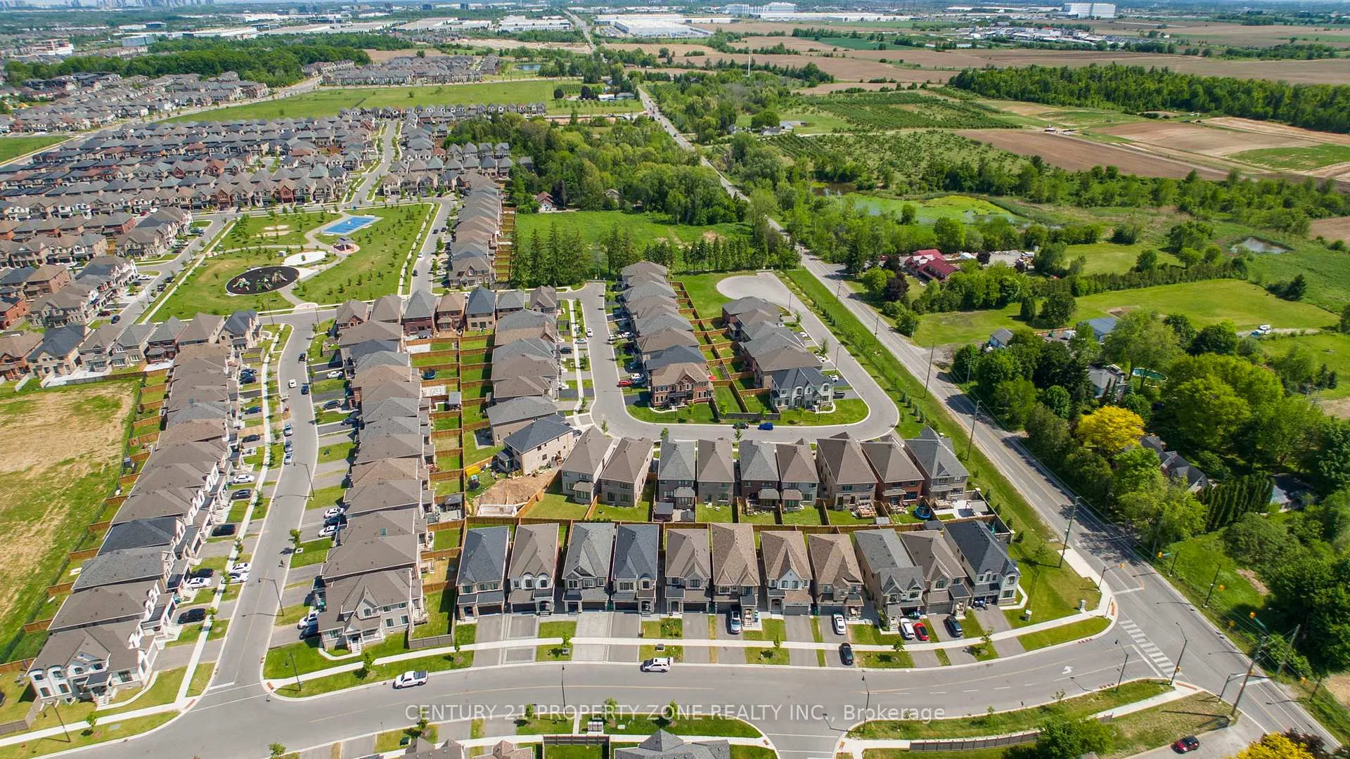 Photo 38 of 41 Merrimac Drive, Brampton, Bram West — HOMEH