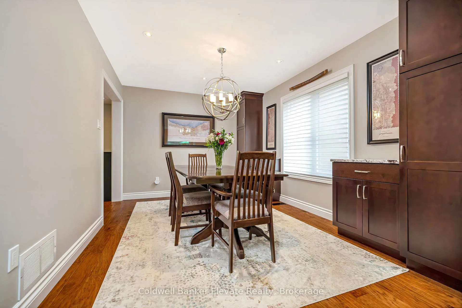 Photo 12 of 52 Curry Crescent, Halton Hills, Georgetown — HOMEH