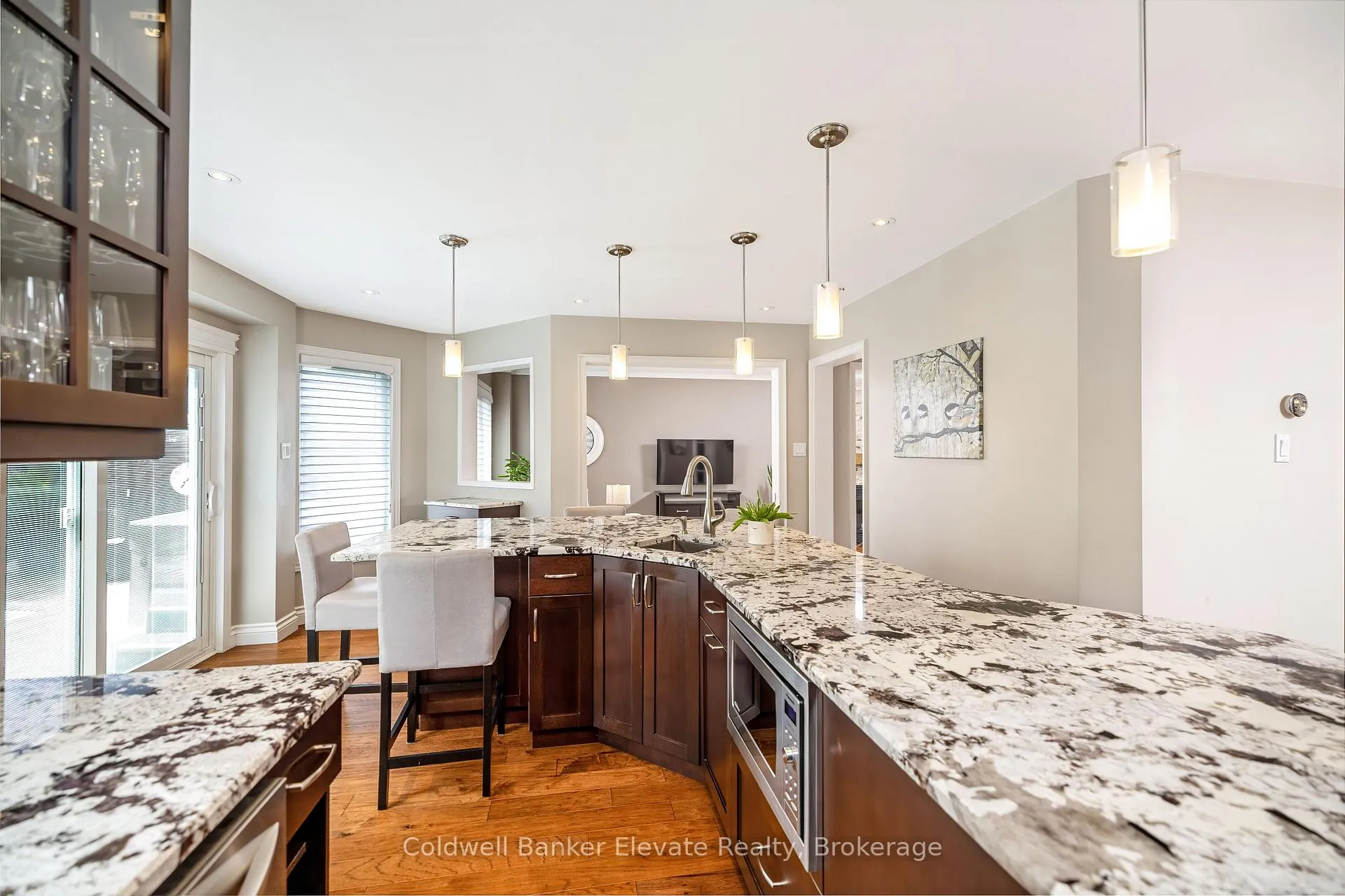 Photo 16 of 52 Curry Crescent, Halton Hills, Georgetown — HOMEH