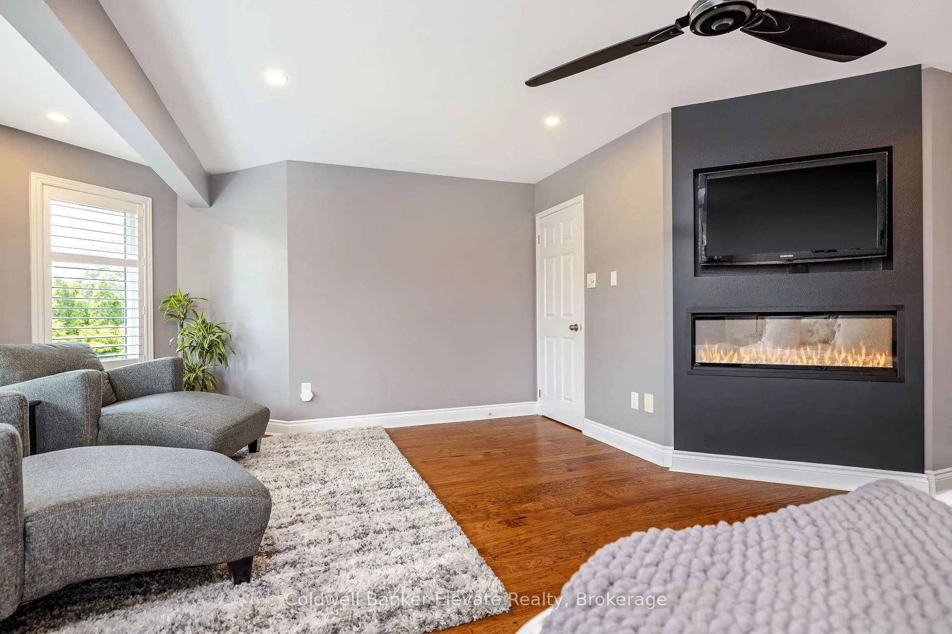 Photo 26 of 52 Curry Crescent, Halton Hills, Georgetown — HOMEH