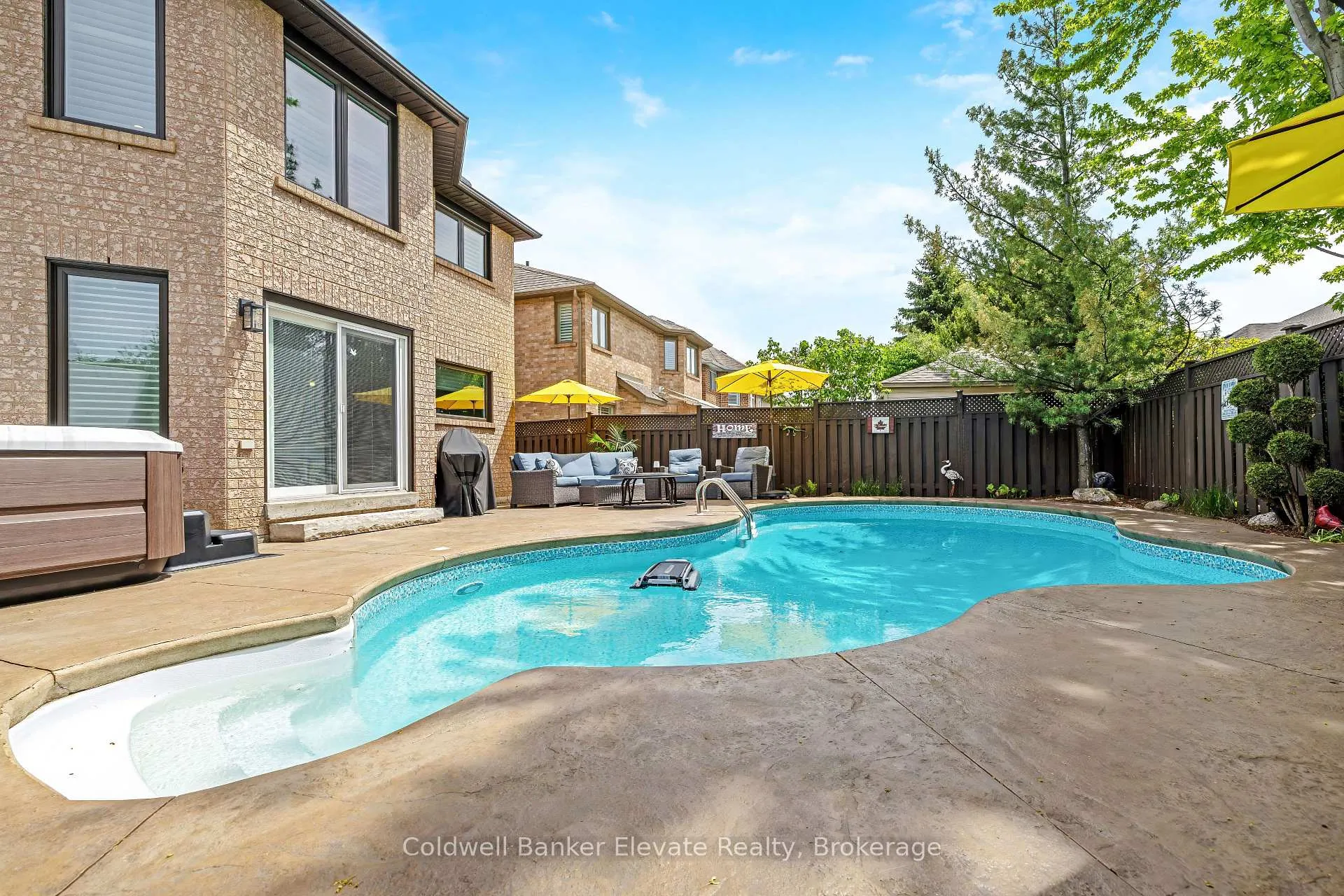 Photo 50 of 52 Curry Crescent, Halton Hills, Georgetown — HOMEH