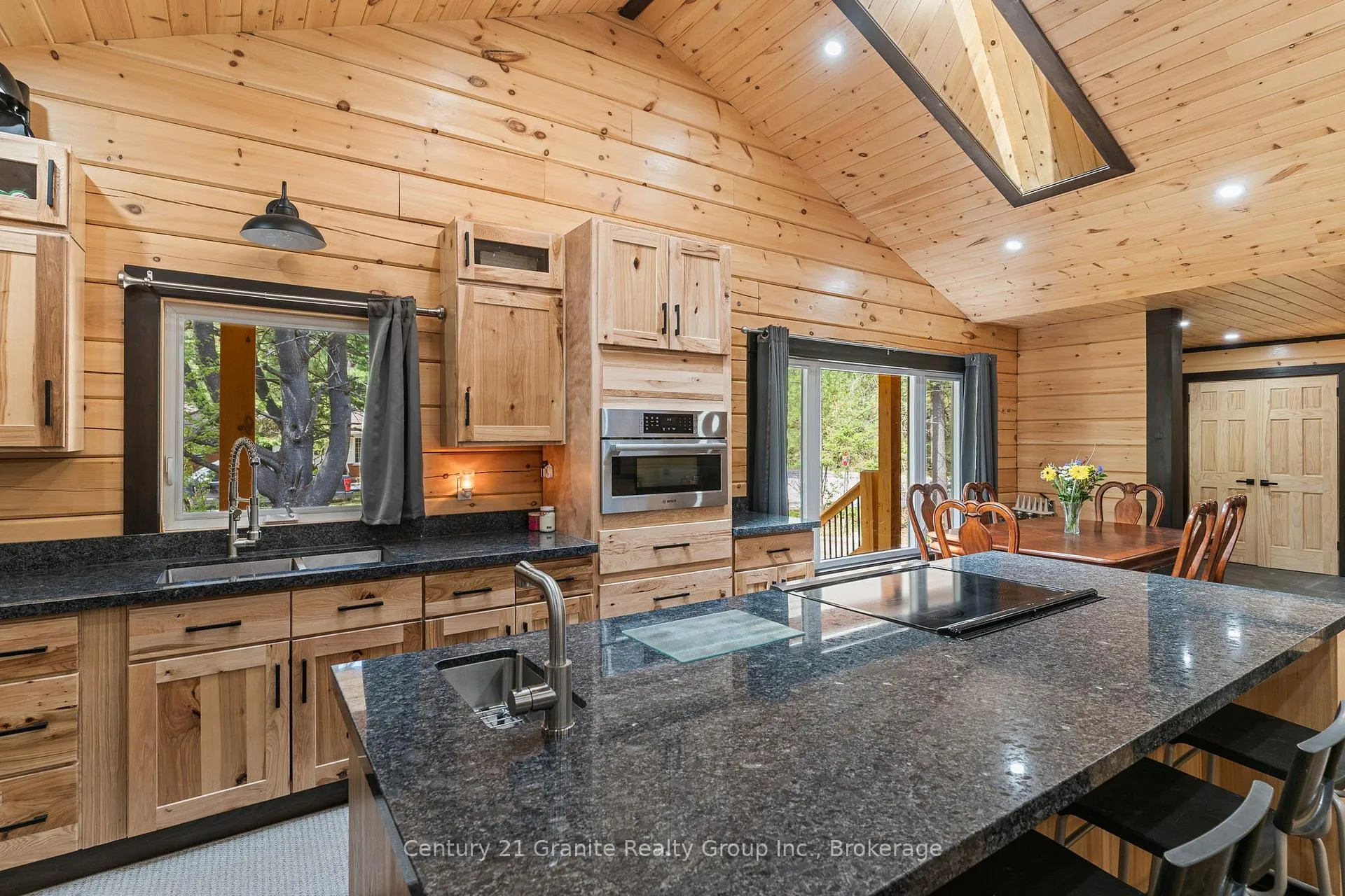 Photo 7 of 1007 Winding Creek Road, Minden Hills, Anson — HOMEH