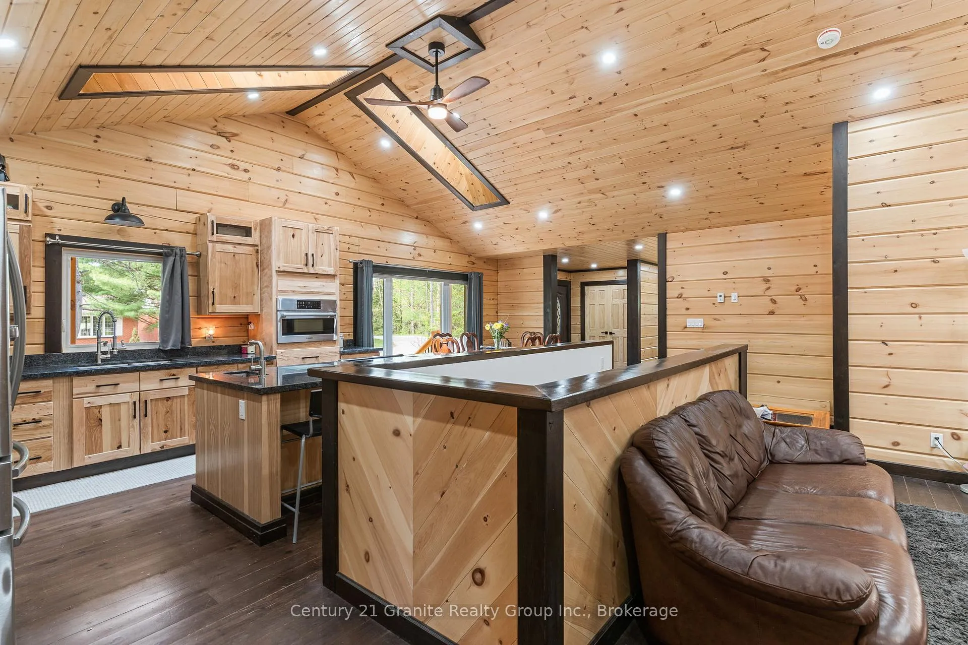 Photo 17 of 1007 Winding Creek Road, Minden Hills, Anson — HOMEH