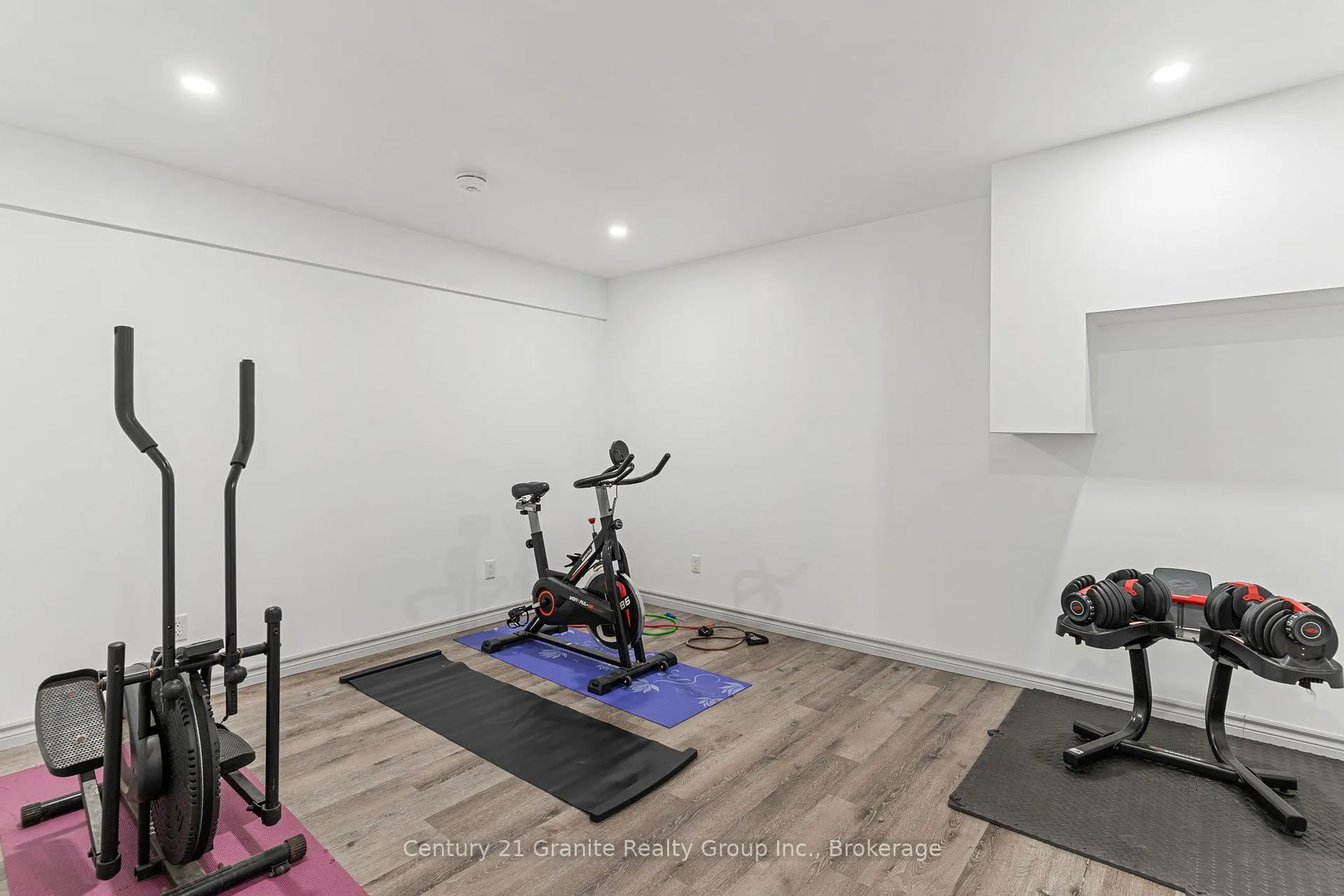Photo 32 of 1007 Winding Creek Road, Minden Hills, Anson — HOMEH