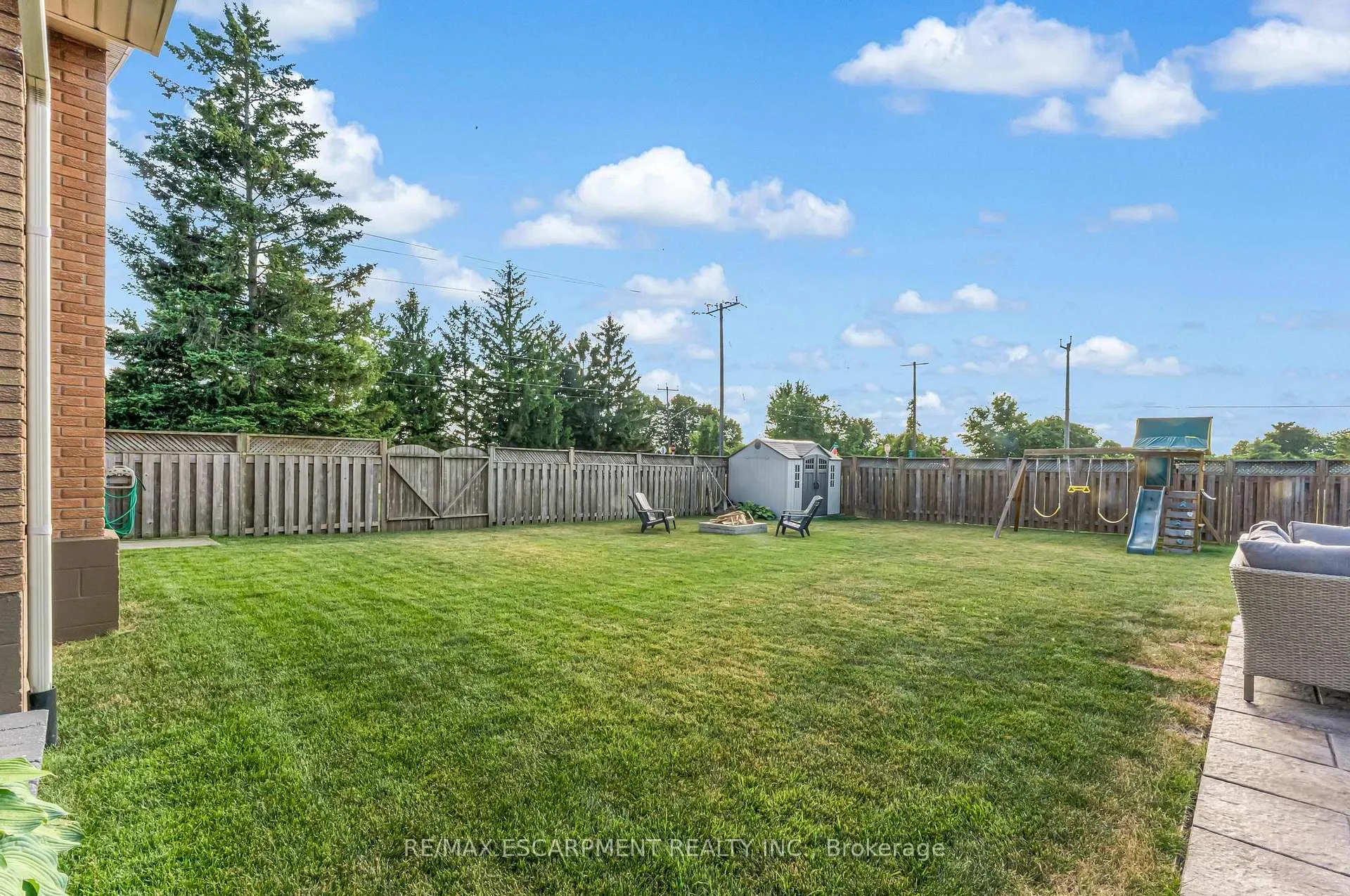 Photo 40 of 9924 Dickenson Road W, Hamilton, Airport Employment Area — HOMEH