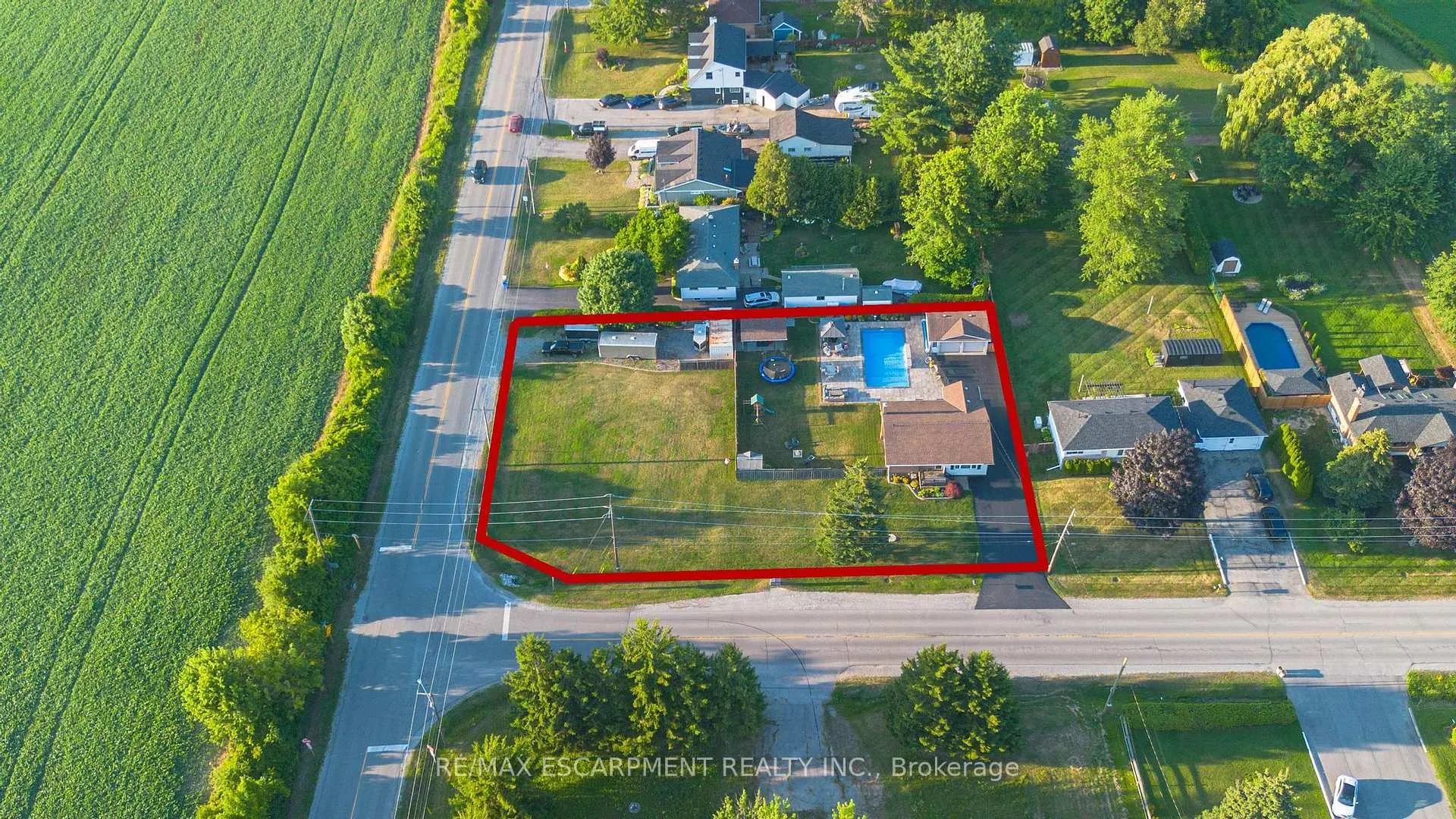Photo 46 of 9924 Dickenson Road W, Hamilton, Airport Employment Area — HOMEH