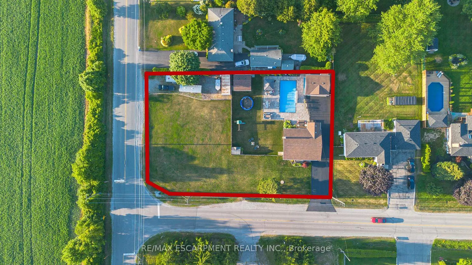 Photo 47 of 9924 Dickenson Road W, Hamilton, Airport Employment Area — HOMEH