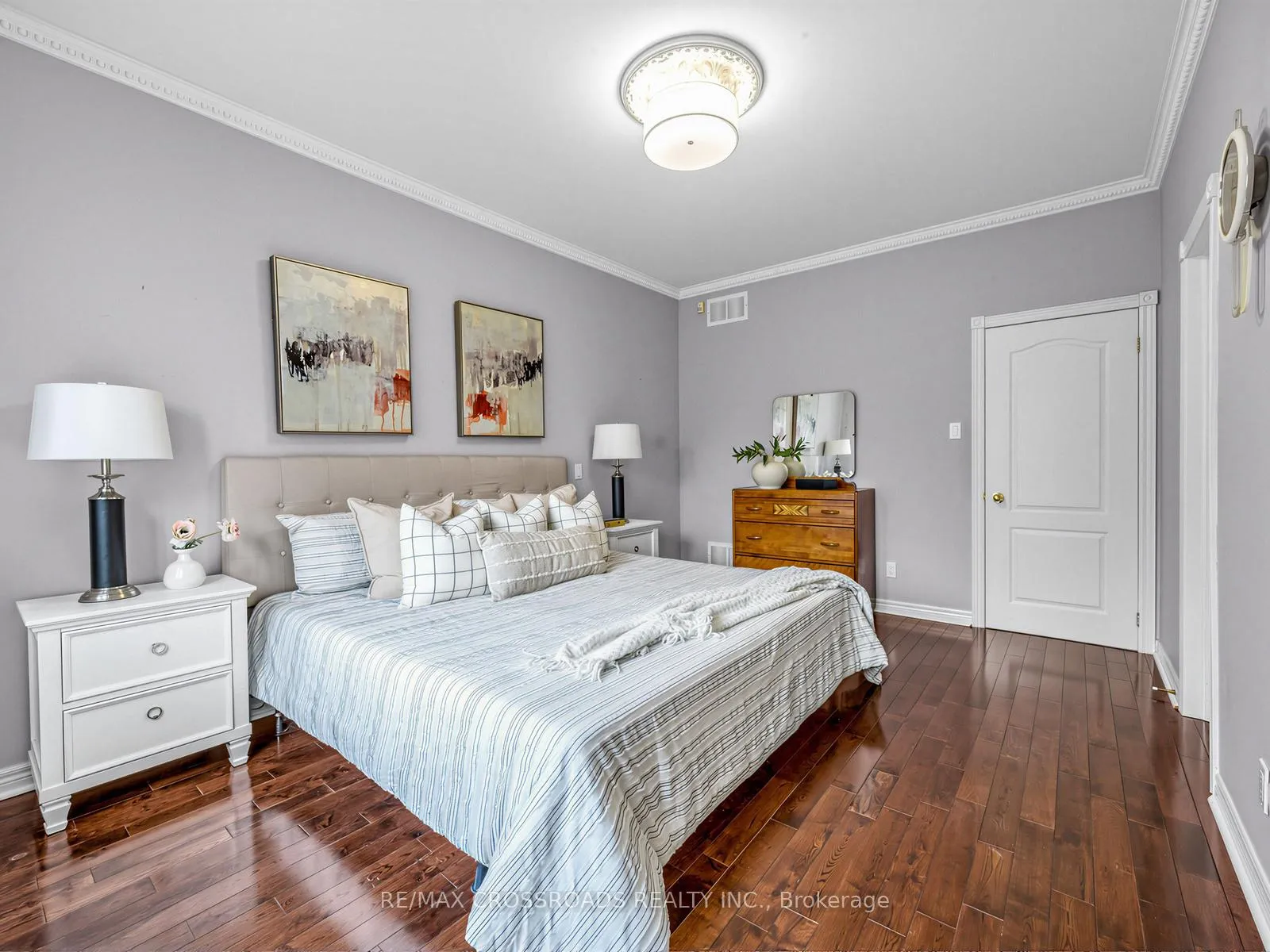 Photo 11 of 484 Poplar Avenue, Ajax, South East — HOMEH