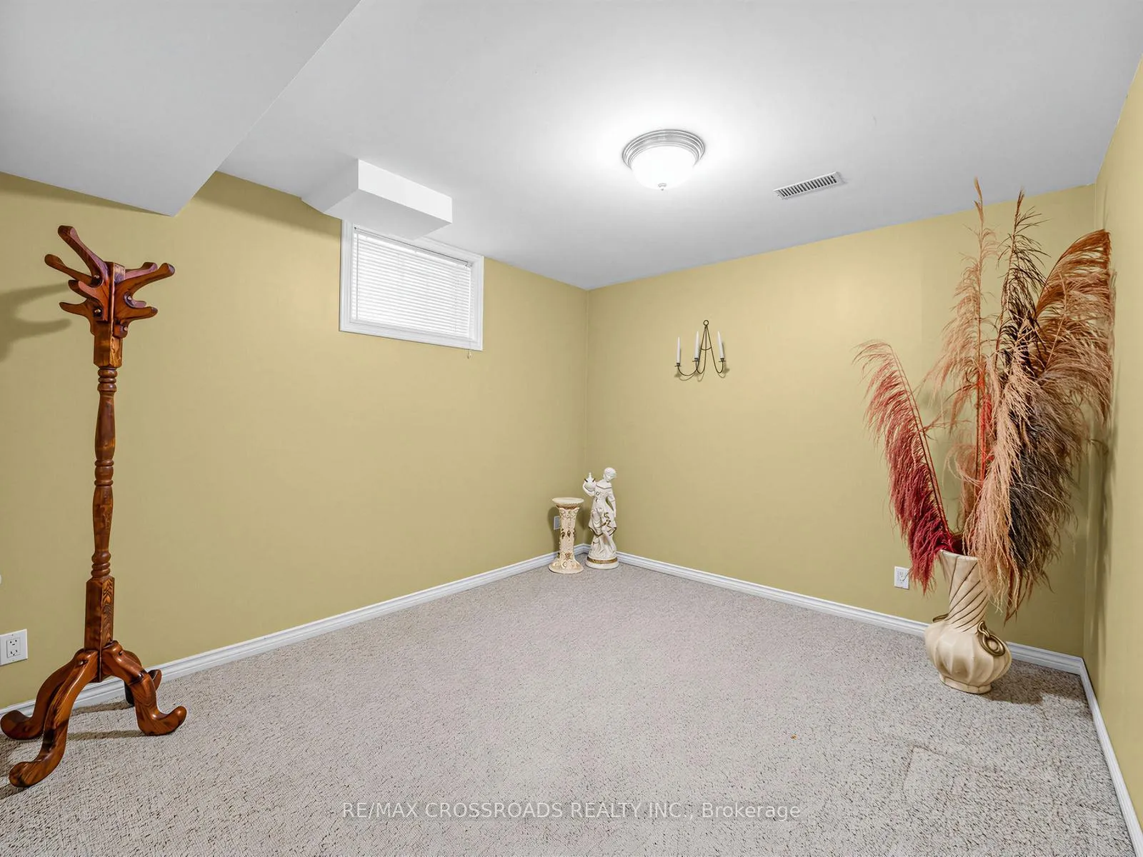 Photo 26 of 484 Poplar Avenue, Ajax, South East — HOMEH