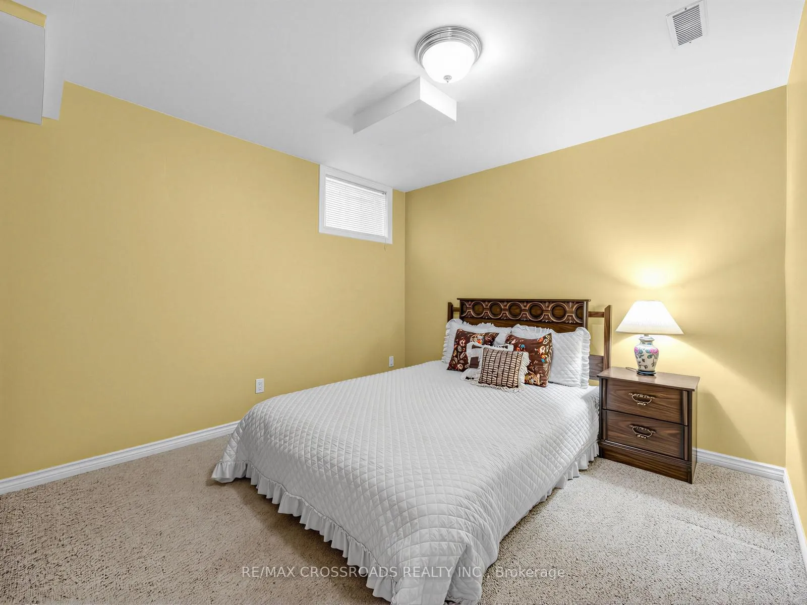 Photo 27 of 484 Poplar Avenue, Ajax, South East — HOMEH