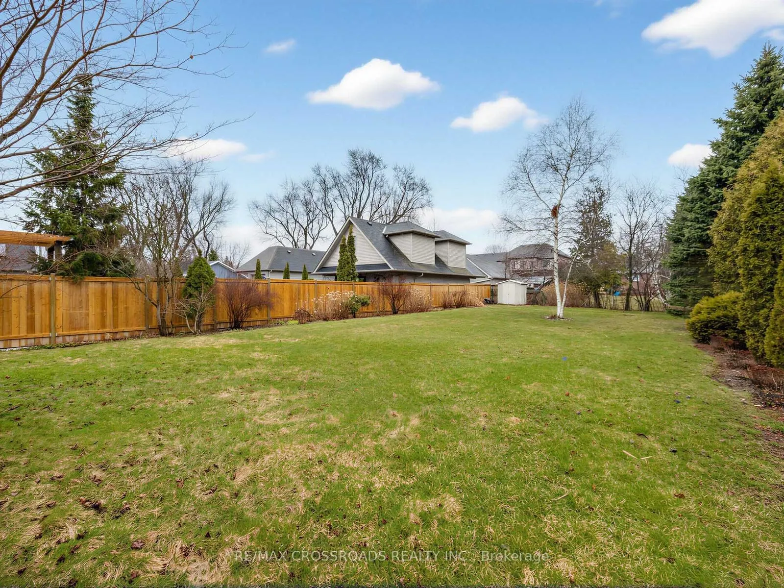 Photo 33 of 484 Poplar Avenue, Ajax, South East — HOMEH
