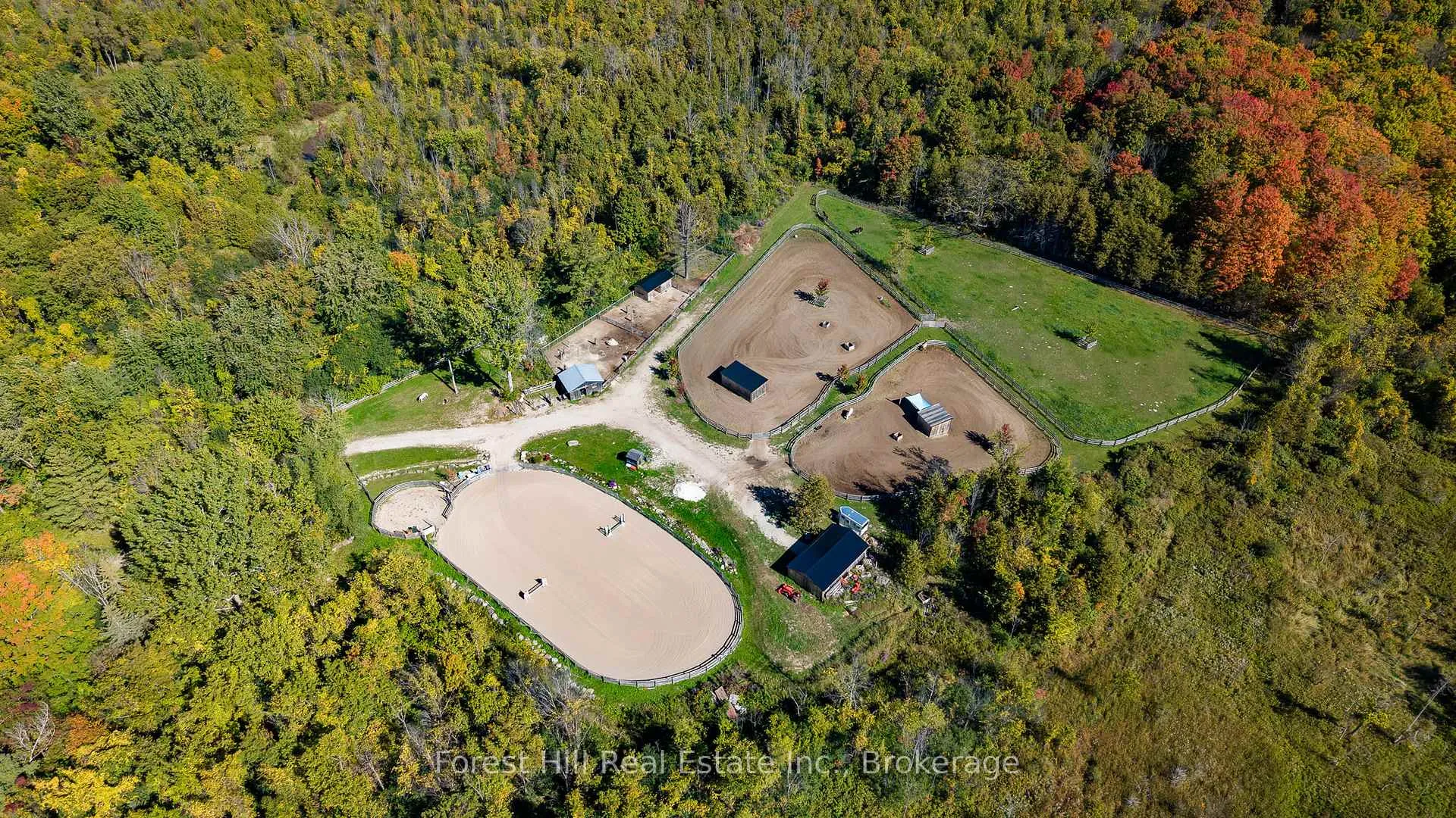 Photo 3 of 496629 Grey Road 2, Blue Mountains — HOMEH