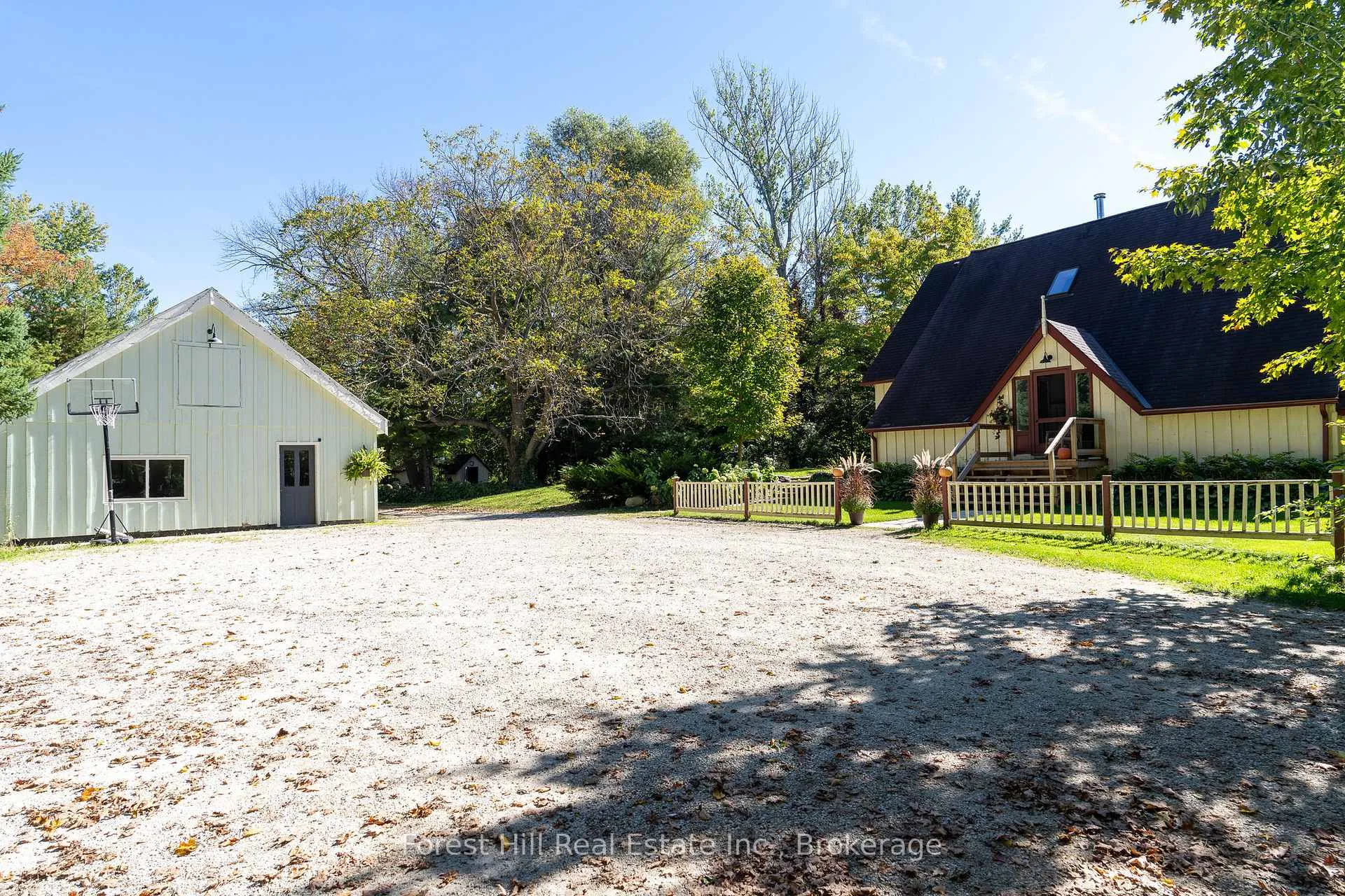Photo 6 of 496629 Grey Road 2, Blue Mountains — HOMEH