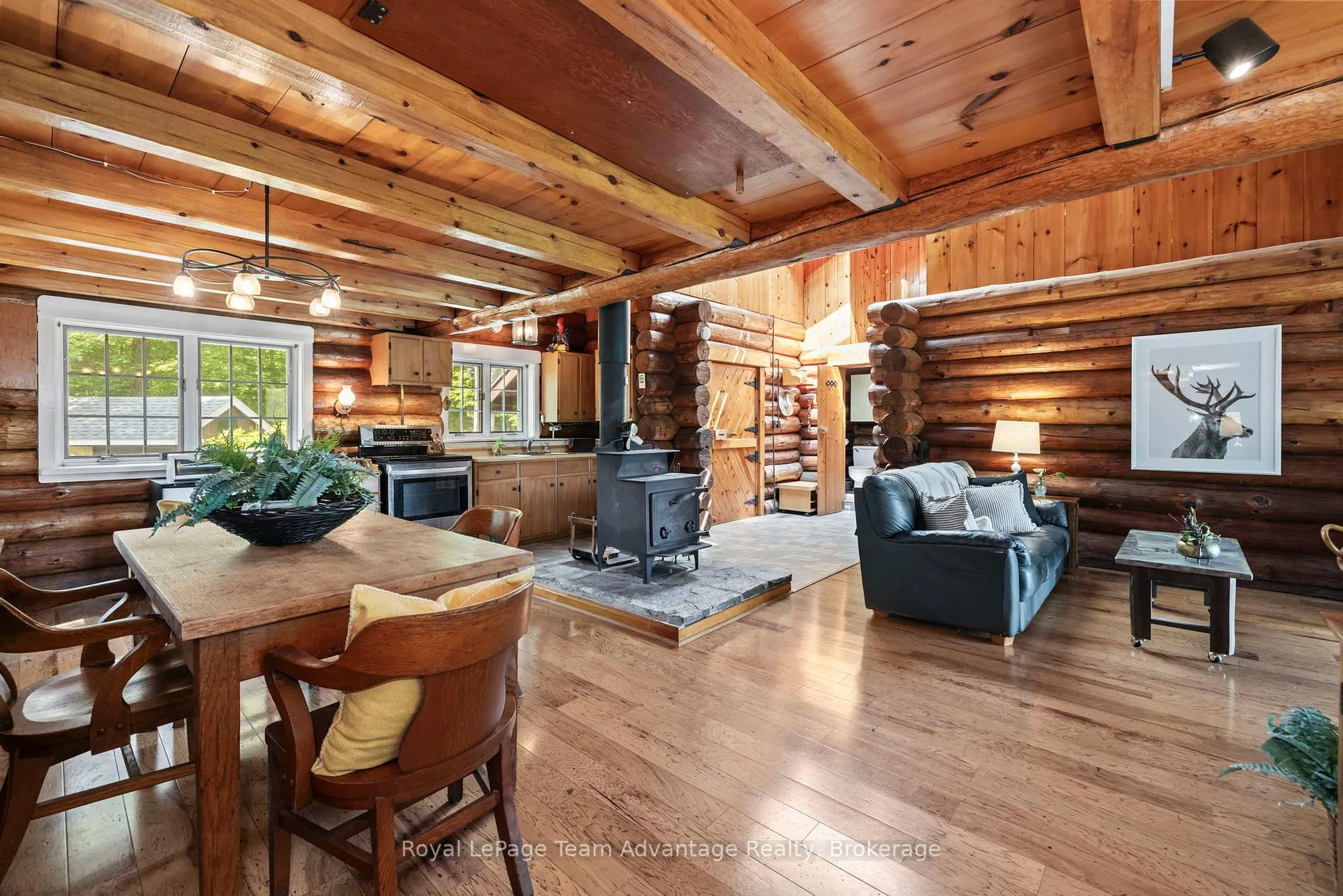 Photo 7 of 25 Limbert Lane N, McDougall — HOMEH