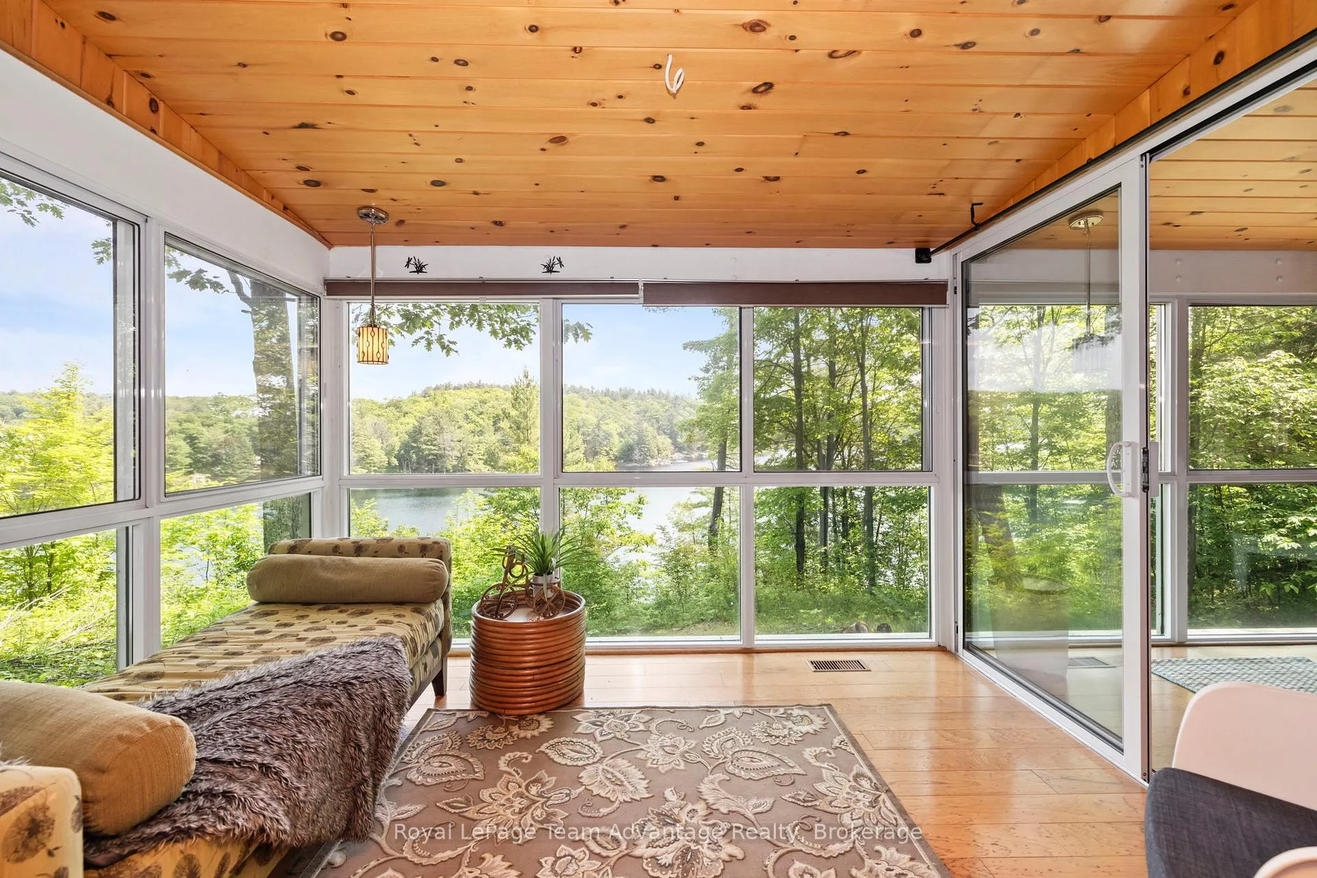 Photo 16 of 25 Limbert Lane N, McDougall — HOMEH