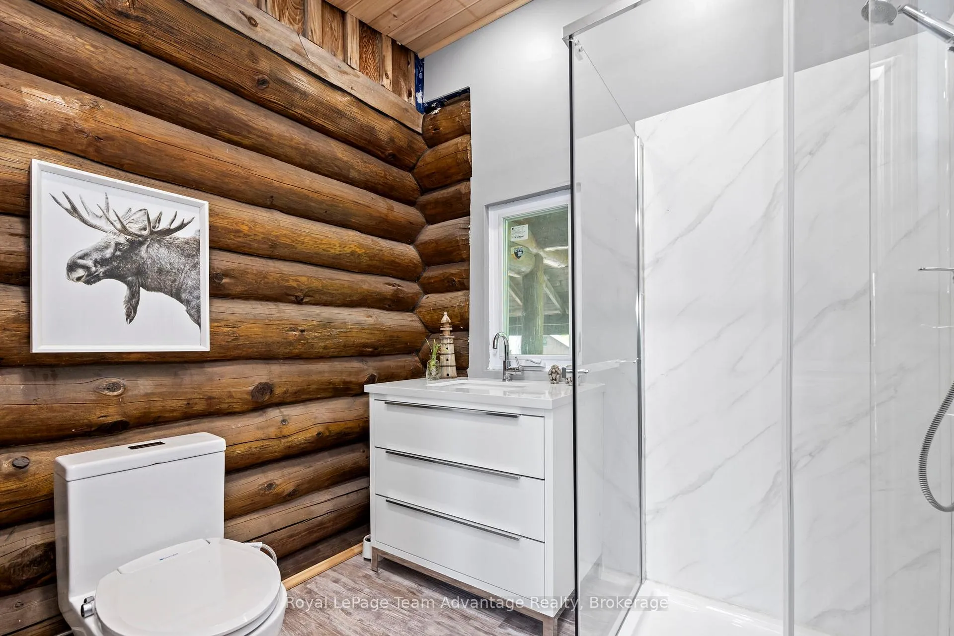 Photo 19 of 25 Limbert Lane N, McDougall — HOMEH