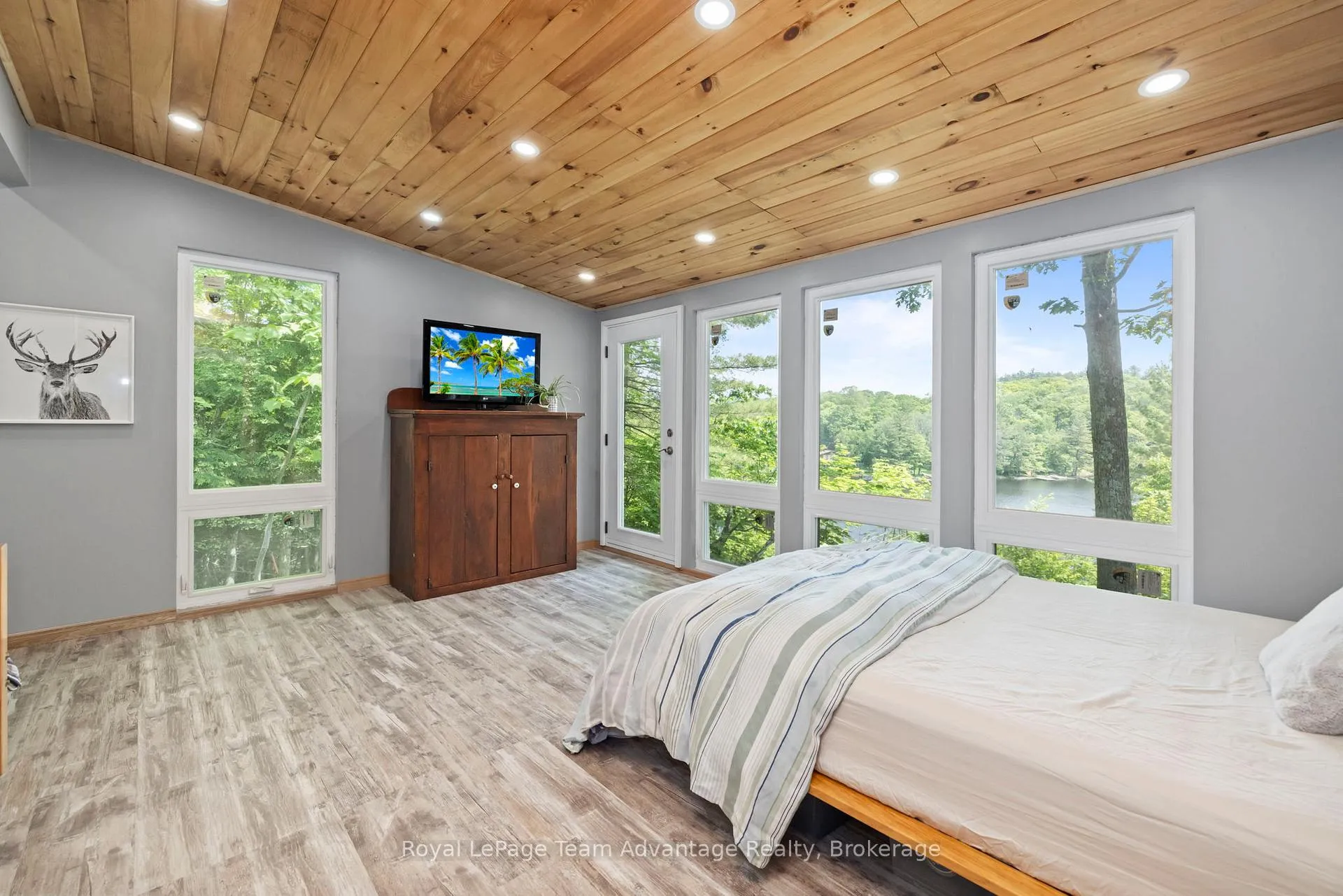 Photo 20 of 25 Limbert Lane N, McDougall — HOMEH