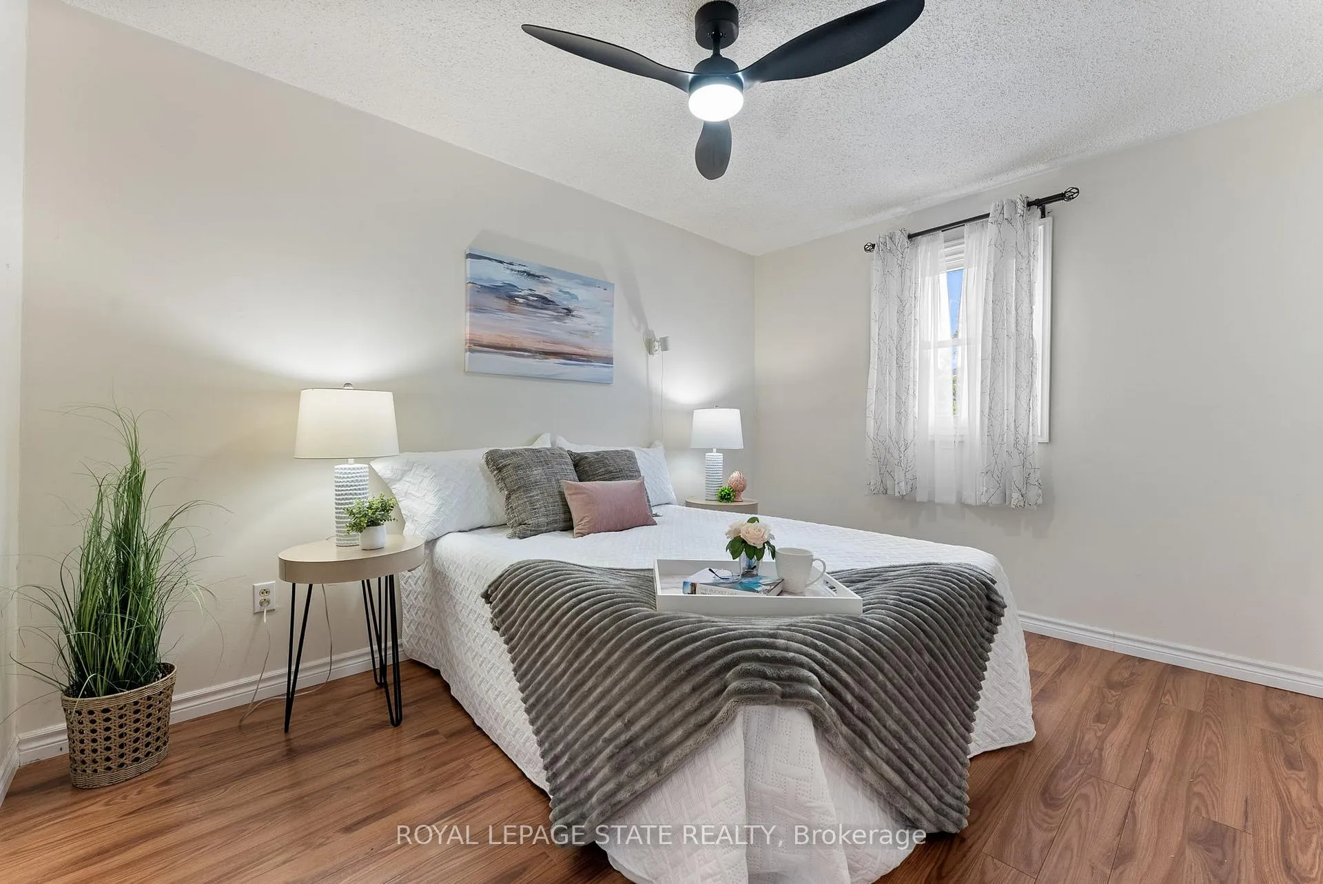Photo 10 of 544 Mary Street, Hamilton, North End — HOMEH