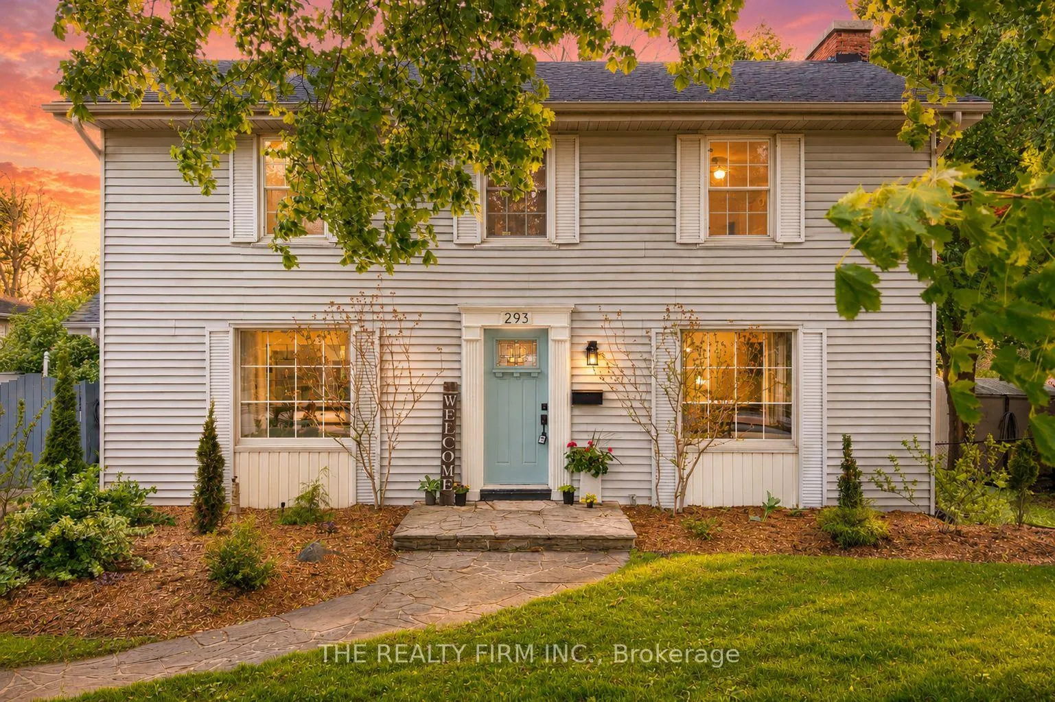 Front of 293 Carrie Street