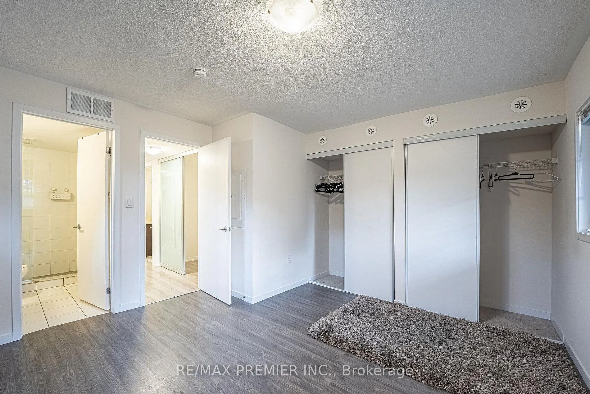 Photo 11 of Unit B02, 26 Bruce Street, Vaughan, East Woodbridge — HOMEH