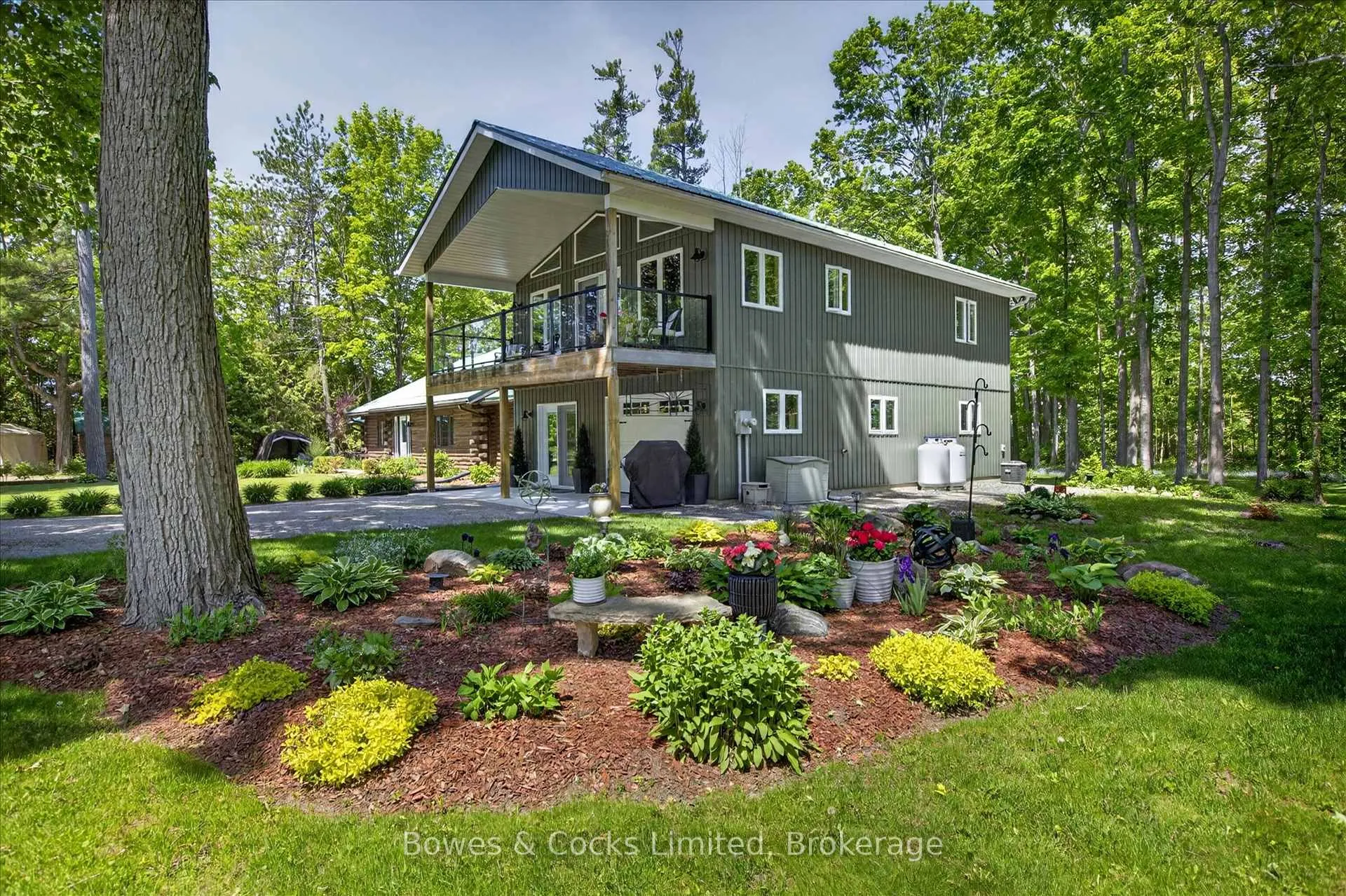 Photo 43 of 1 Graham Drive, Kawartha Lakes, Fenelon Falls — HOMEH