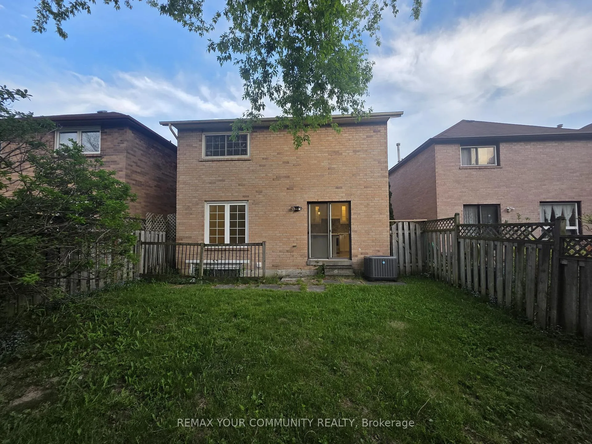 Photo 24 of 62 Deverill Crescent, Ajax, Central West — HOMEH