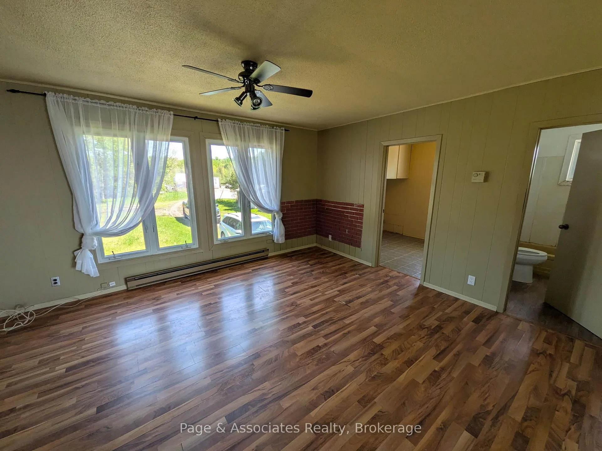 Photo 9 of 700 Lac Deux Milles Road, West Nipissing, Sturgeon Falls — HOMEH