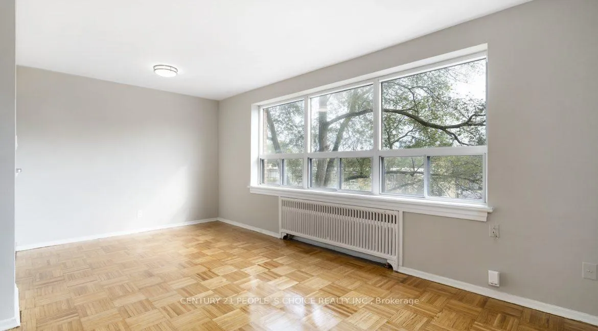 Photo 6 of Unit 302, 183 Berry Road, Etobicoke, Stonegate-Queensway — HOMEH