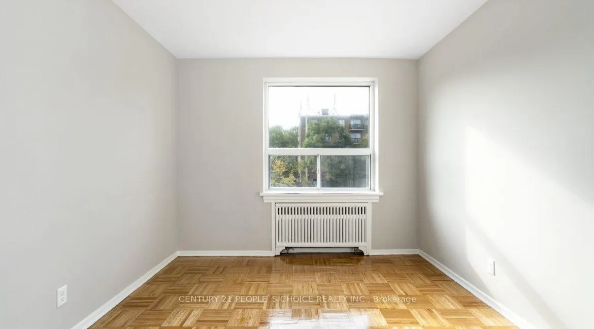 Photo 11 of Unit 302, 183 Berry Road, Etobicoke, Stonegate-Queensway — HOMEH
