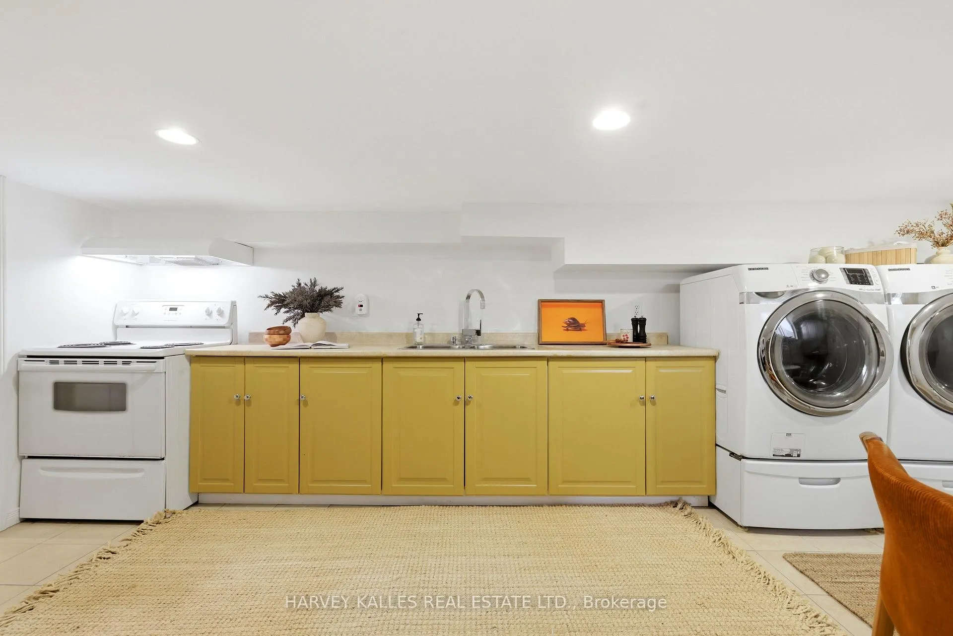 Photo 20 of 96 Ennerdale Road, Toronto, Caledonia-Fairbank — HOMEH